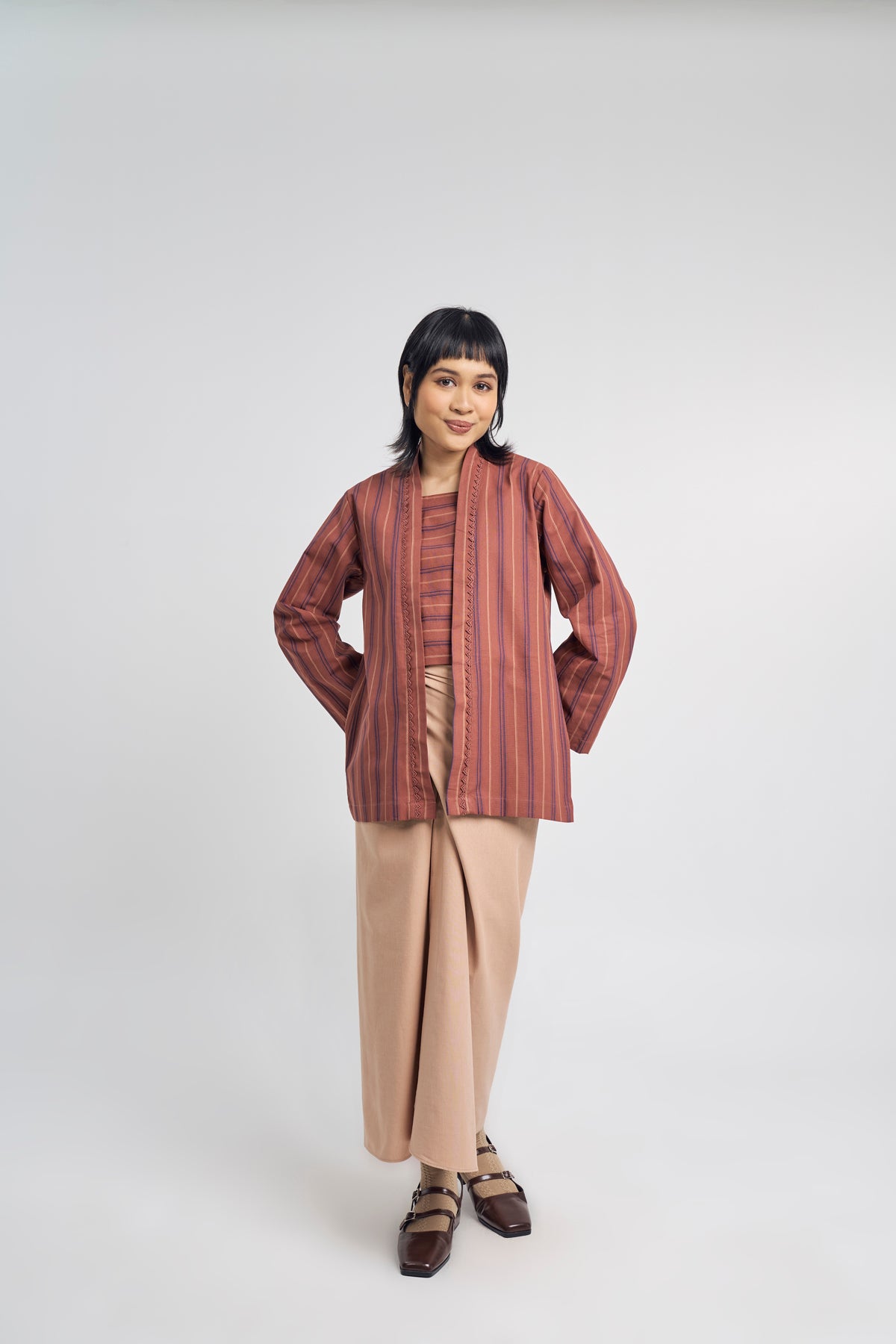 Palong Women Kebaya Pendek - Auburn Brown