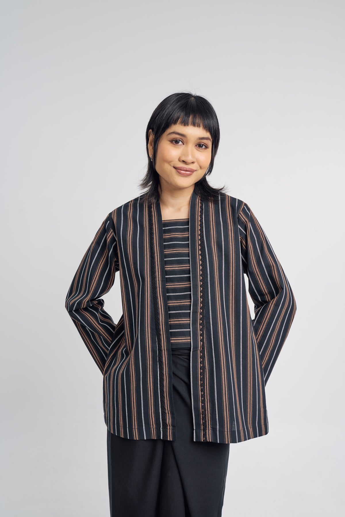 Palong Women Kebaya Pendek - Black