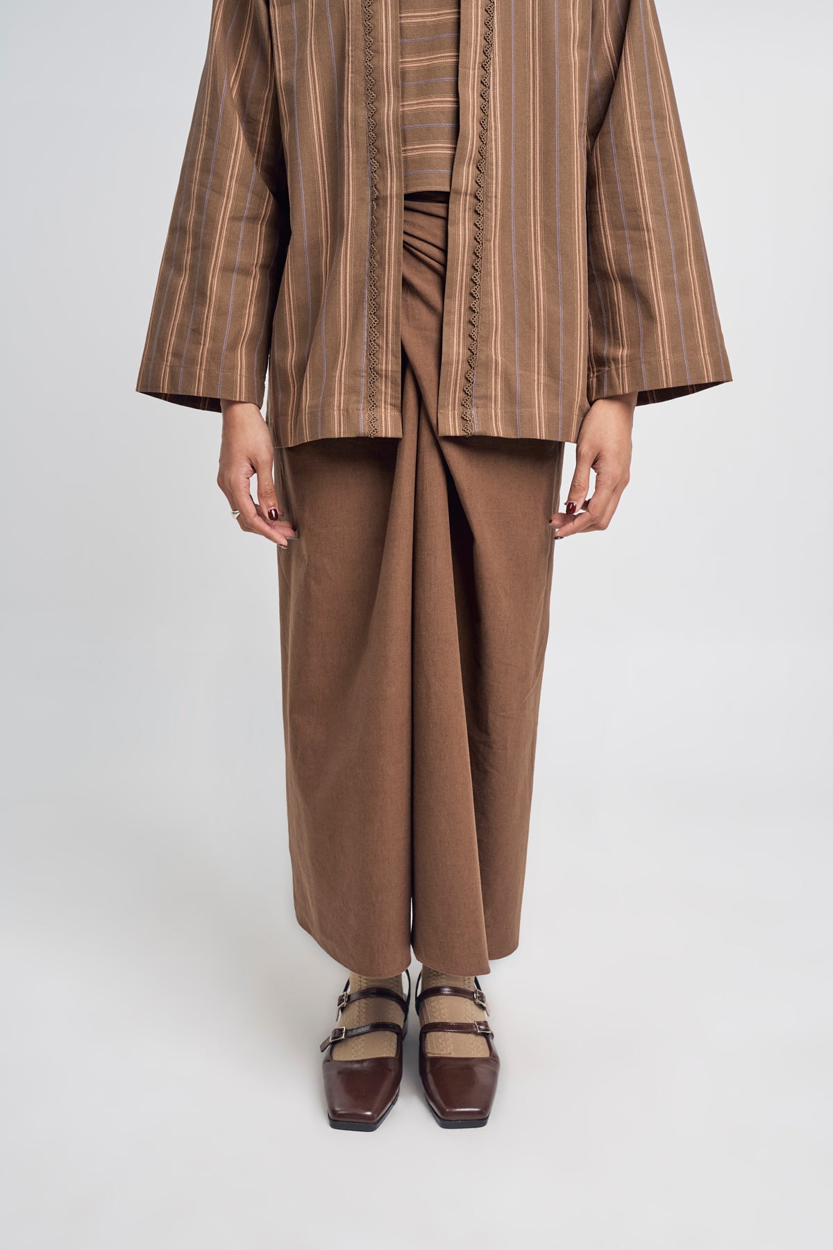 Palong Women Kebaya Pendek - Walnut Brown