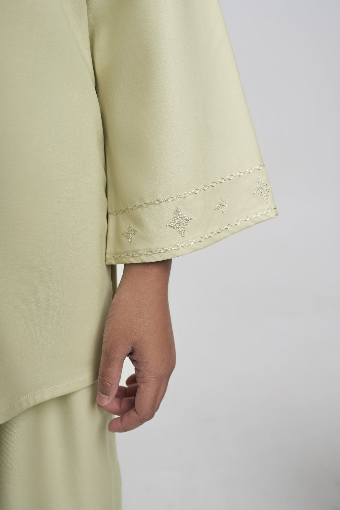 Patawali Girl Kebaya - Honeydew