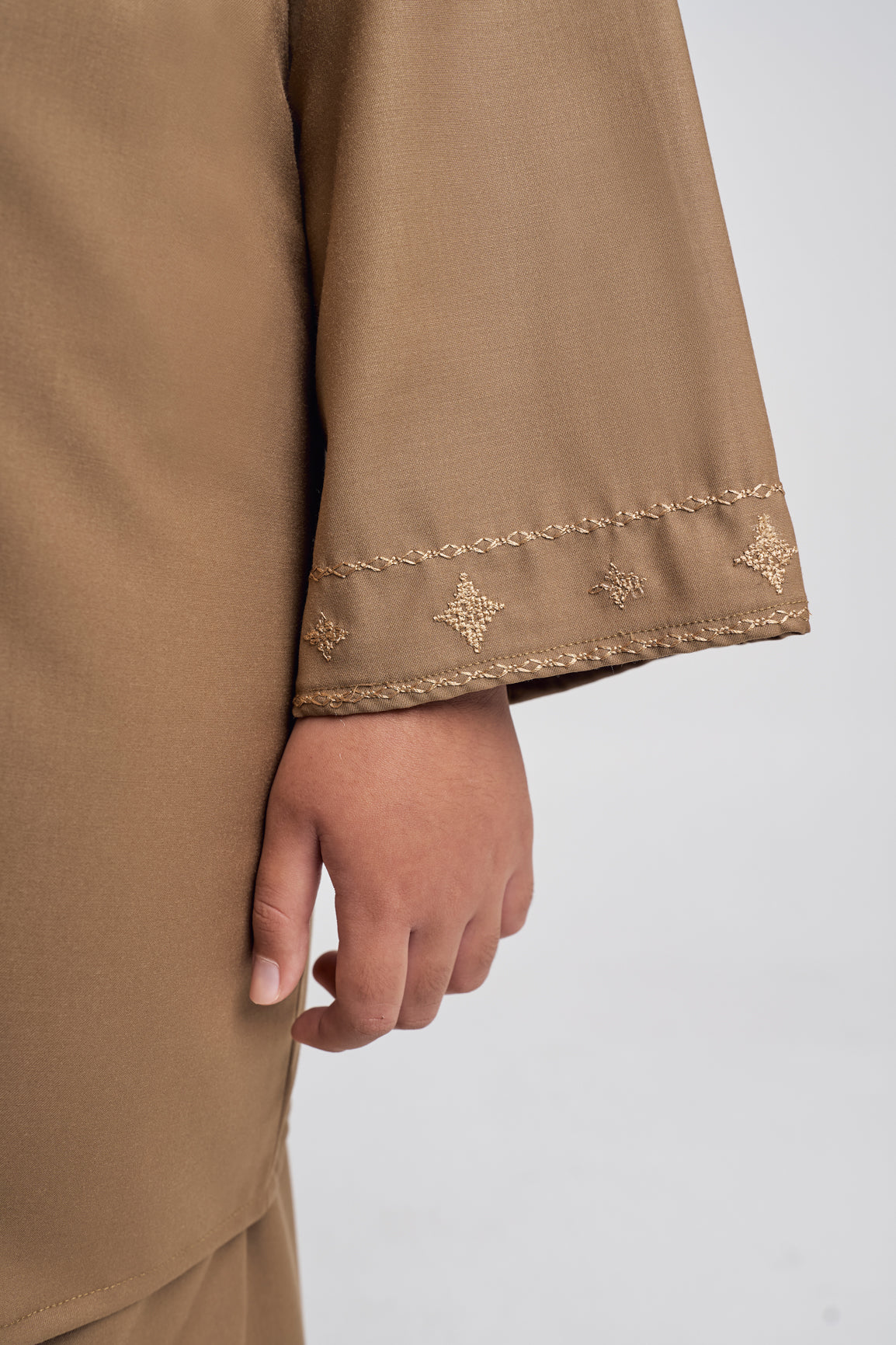 Patawali Girl Kebaya - Hazel Brown