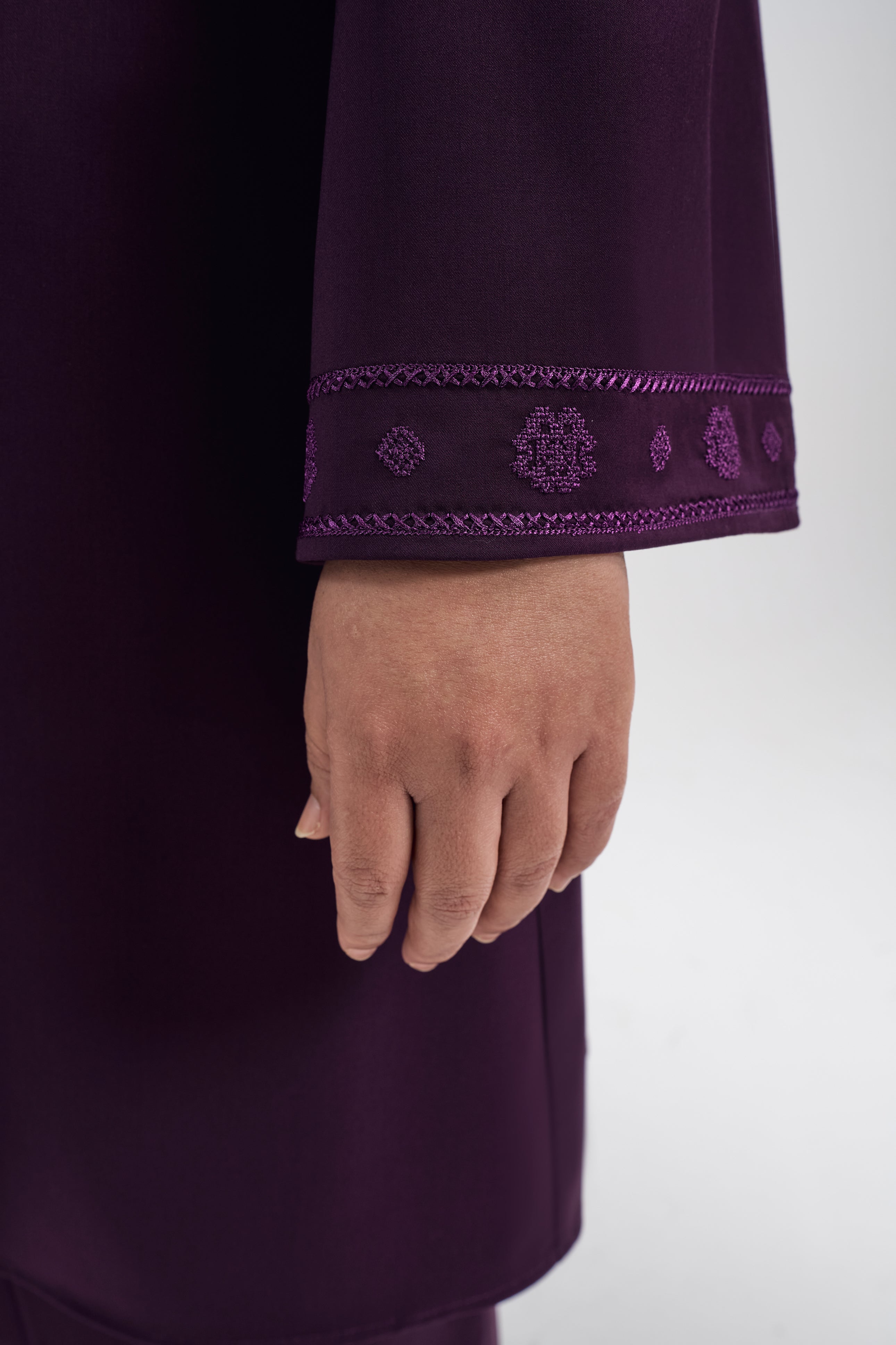 Patawali Baju Kebaya - Dark Purple
