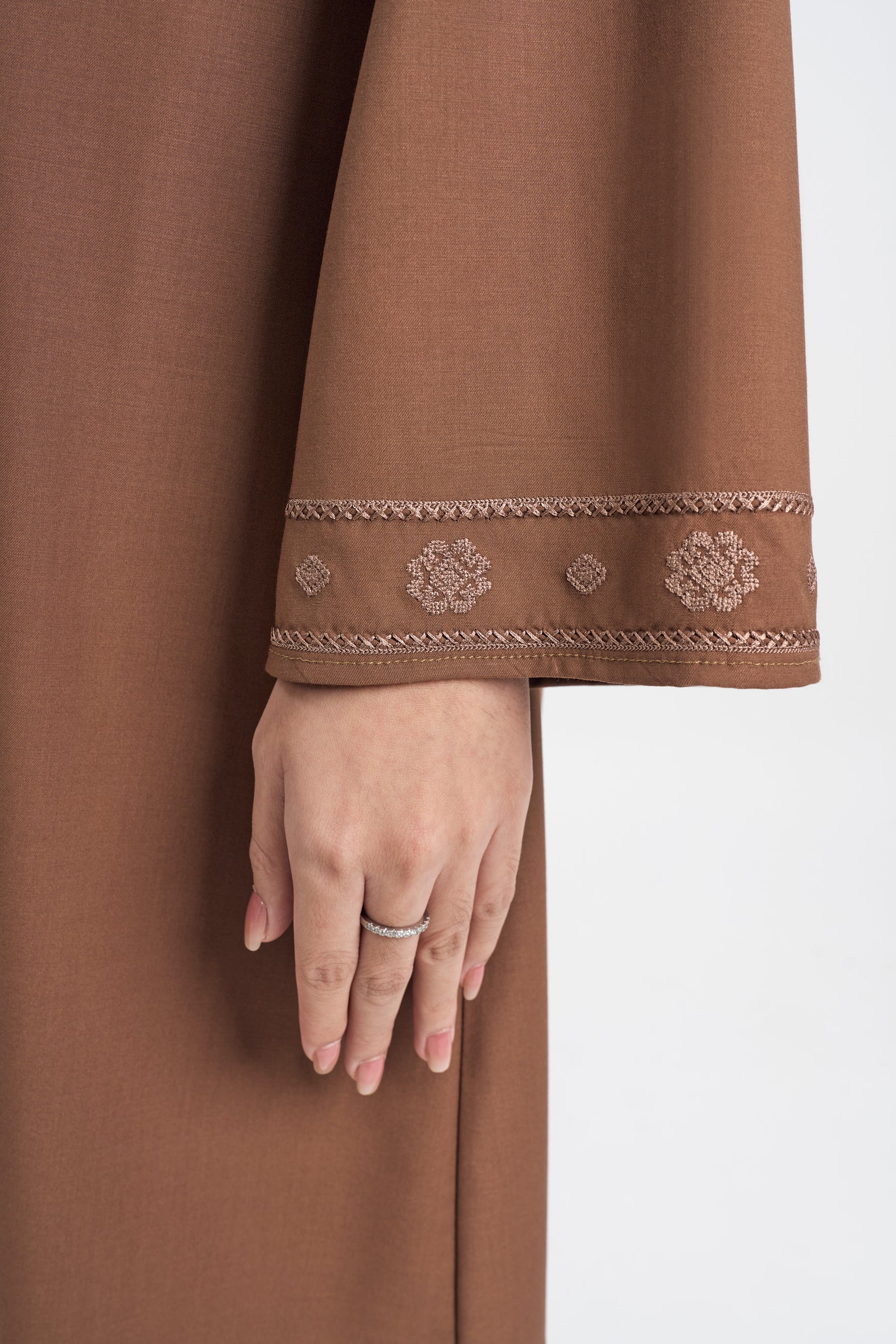 Patawali Baju Kebaya - Coffee Brown