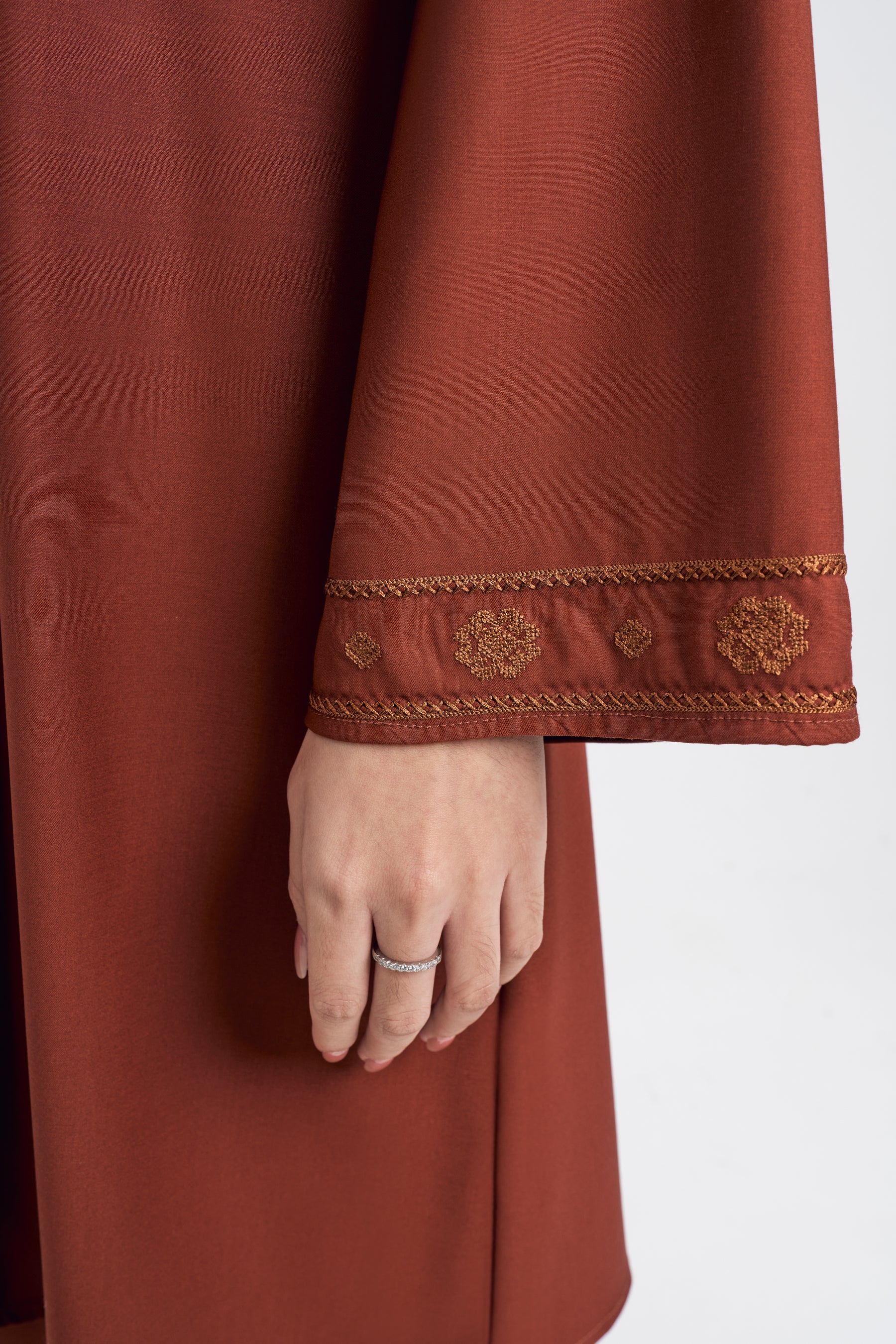 Patawali Baju Kebaya - Bean Brown