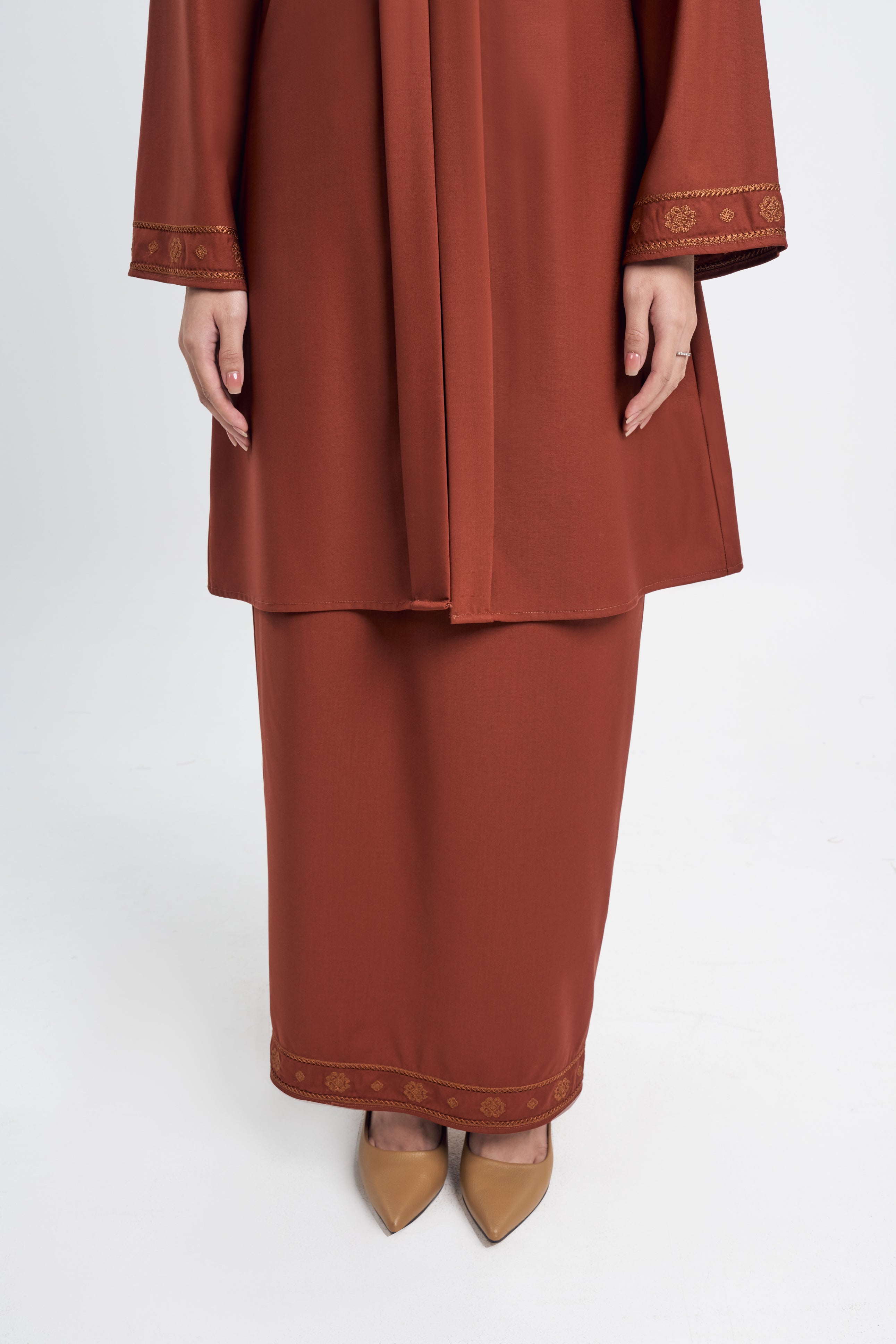 Patawali Baju Kebaya - Bean Brown