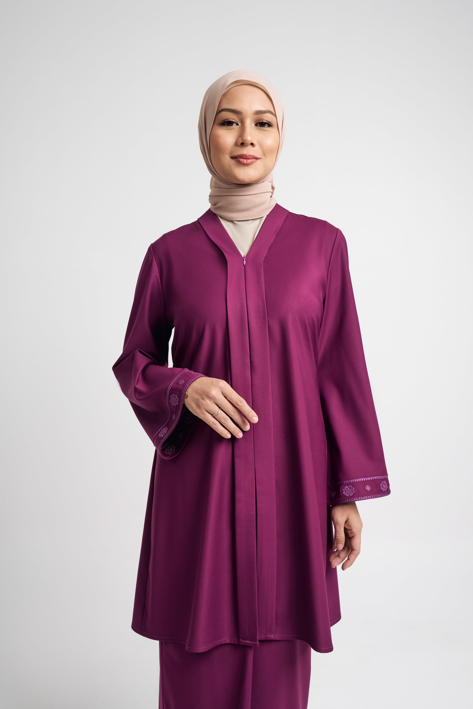 Patawali Baju Kebaya - Purple Manggis