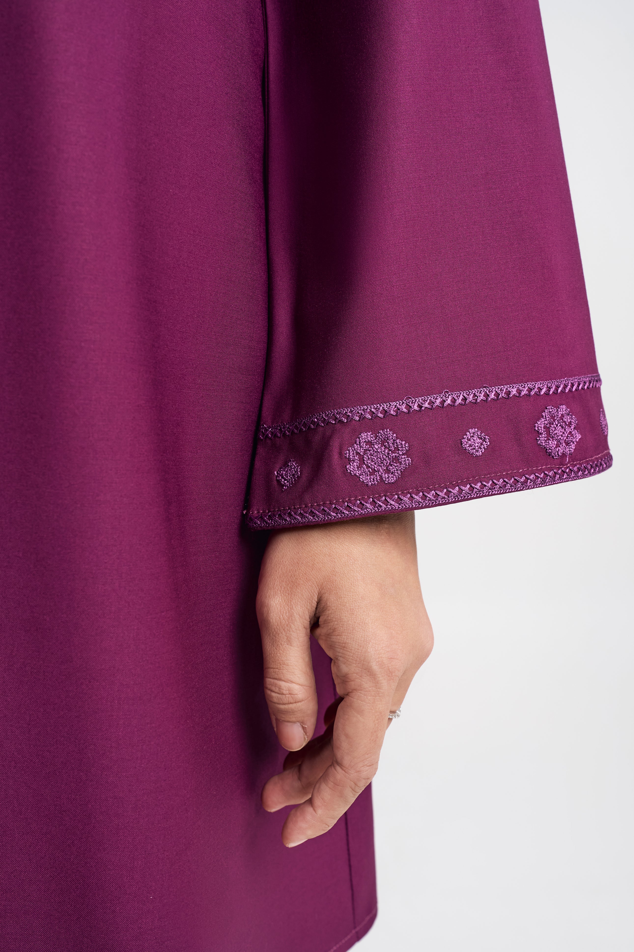 Patawali Baju Kebaya - Purple Manggis