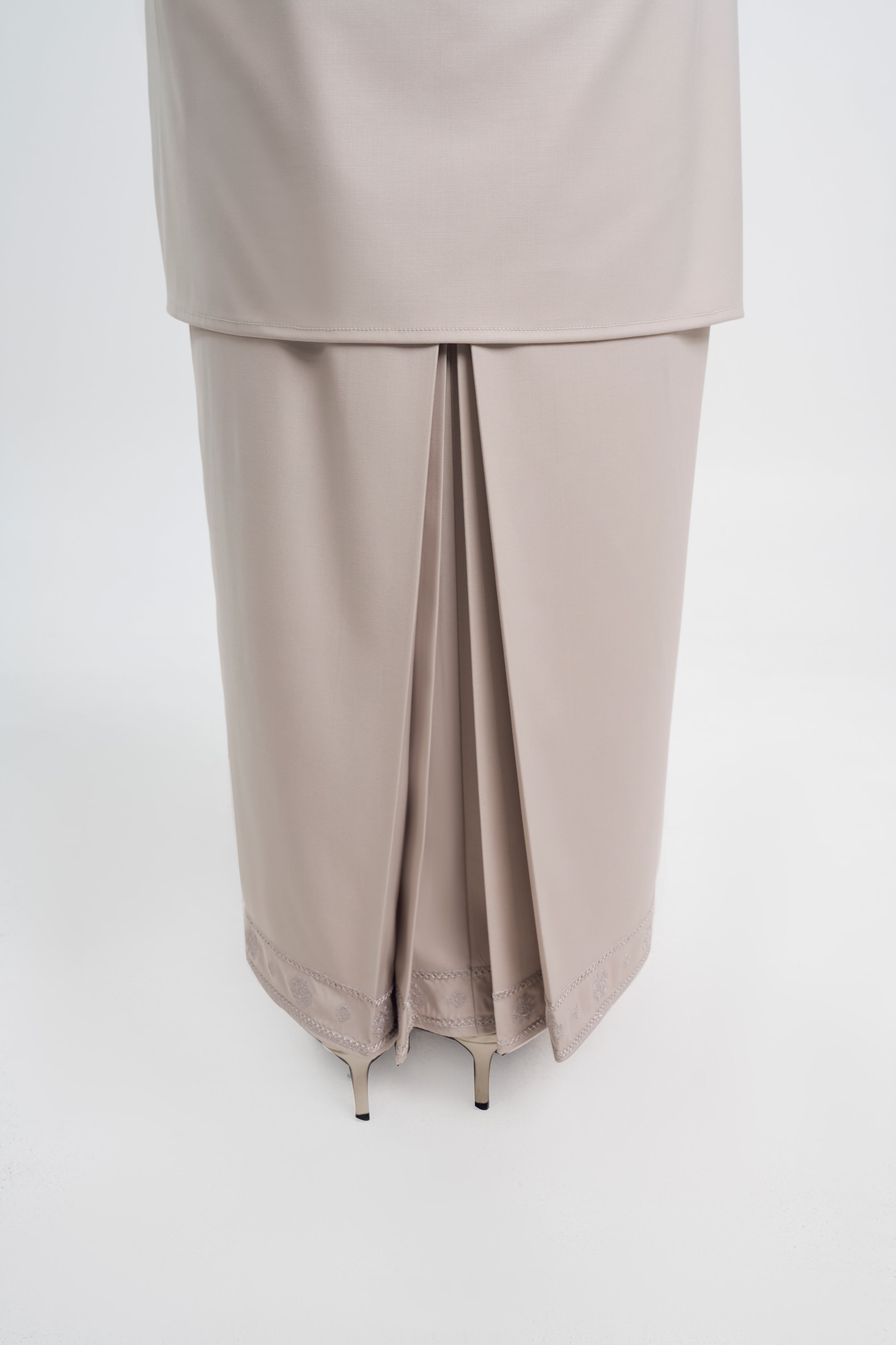 Patawali Baju Kebaya - Light Taupe