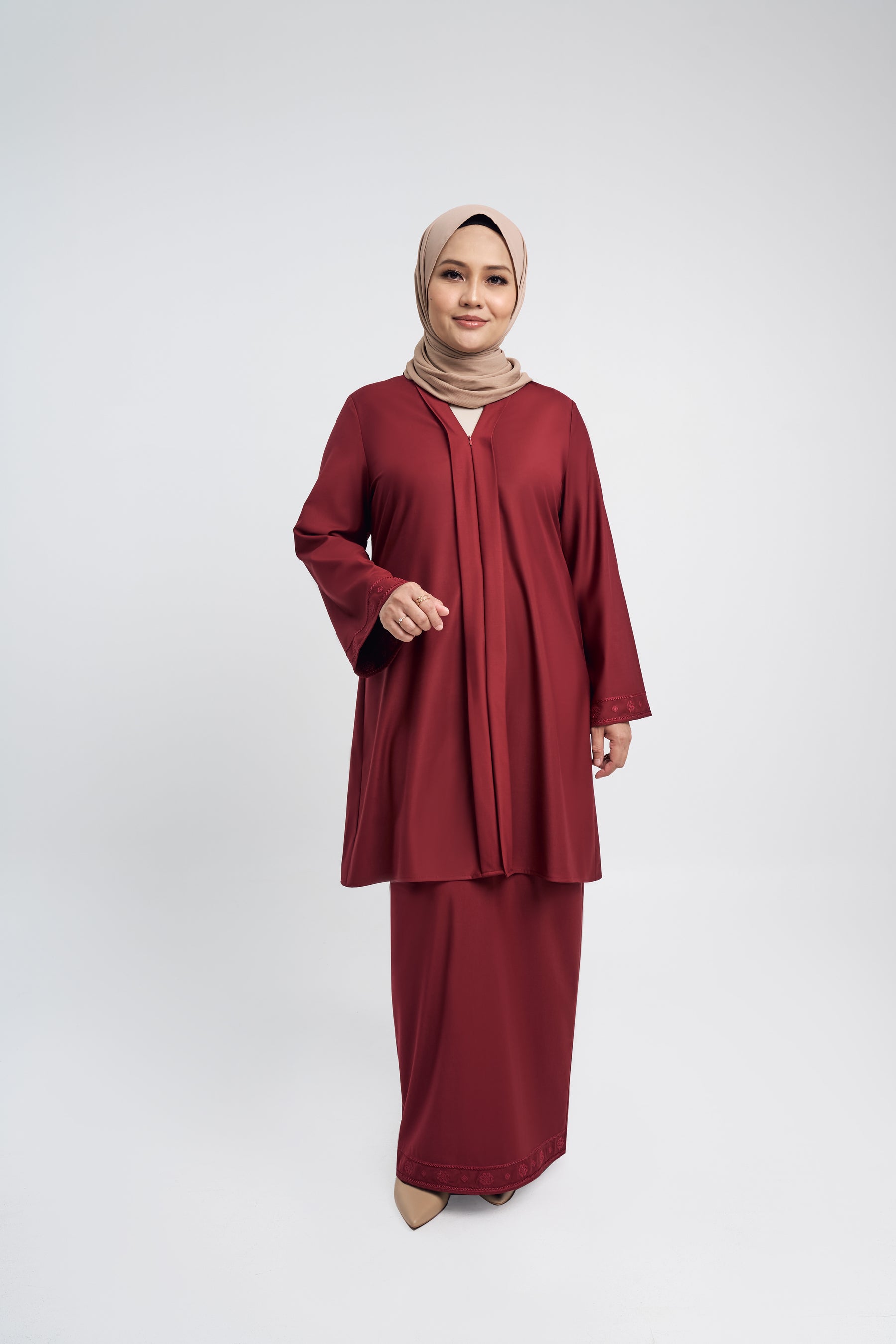 Patawali Baju Kebaya - Mahogany Red