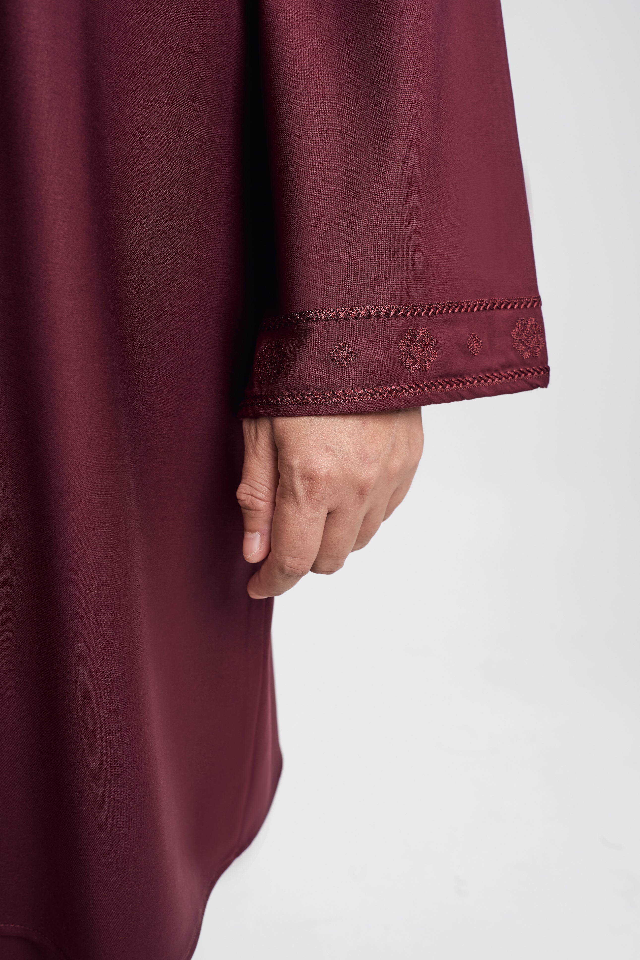 Patawali Baju Kebaya - Burgundy Red