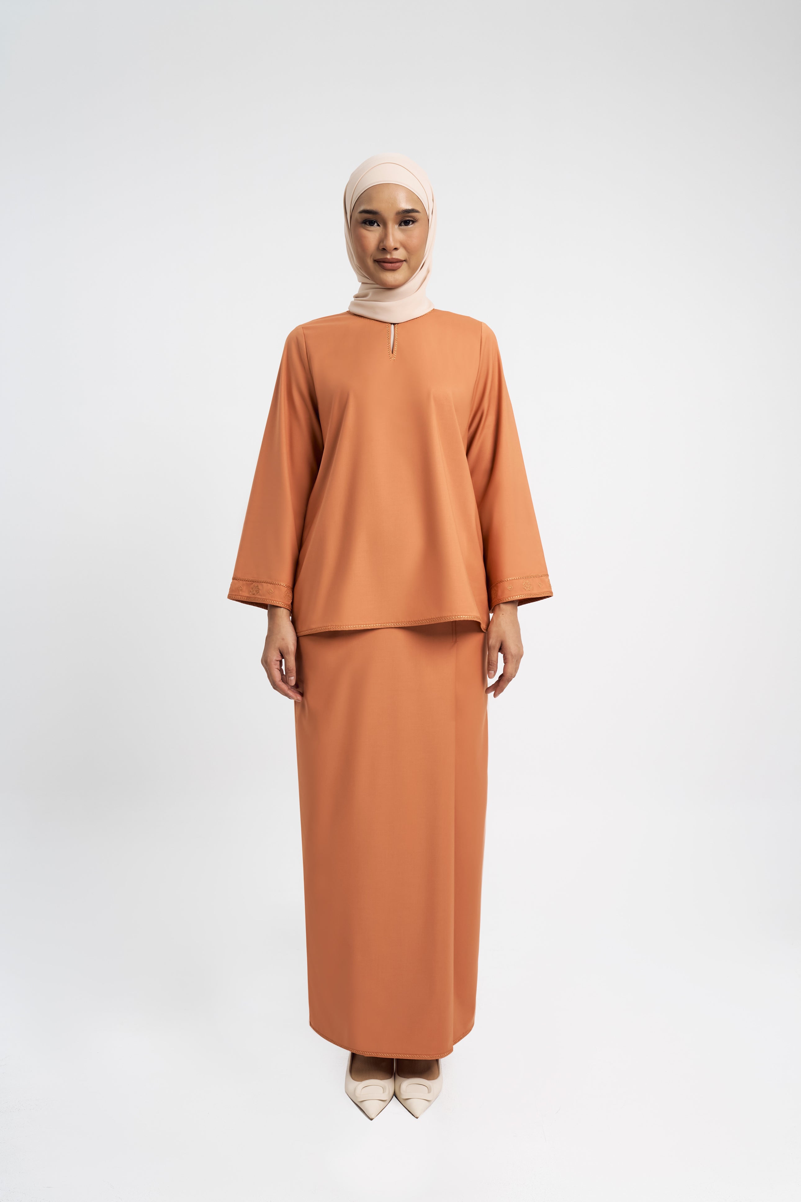 Patawali Baju Kurung - Apricot