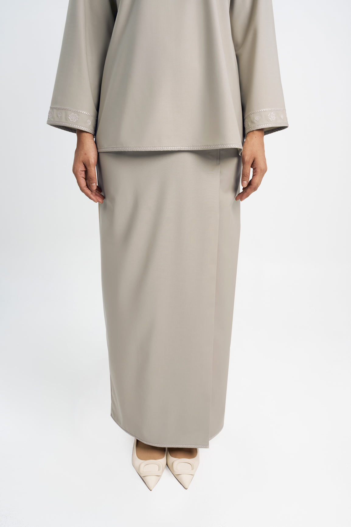 Patawali Baju Kurung - Light Khaki