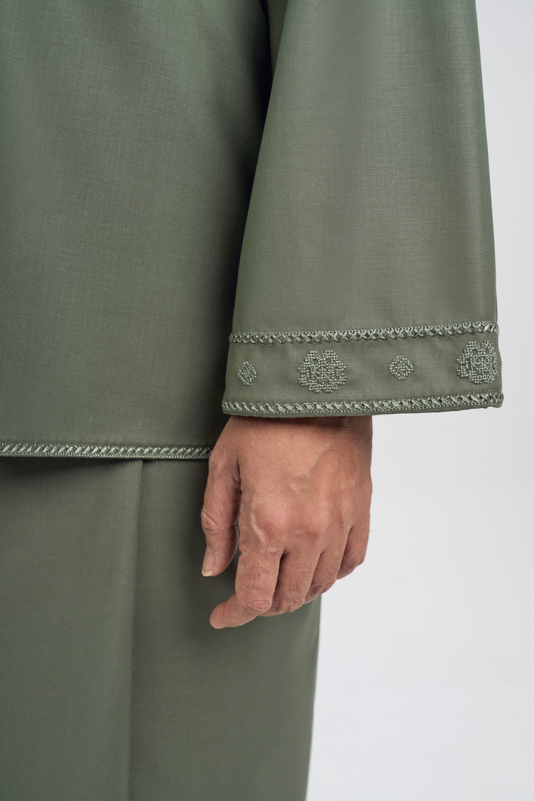 Patawali Baju Kurung - Pickle Green