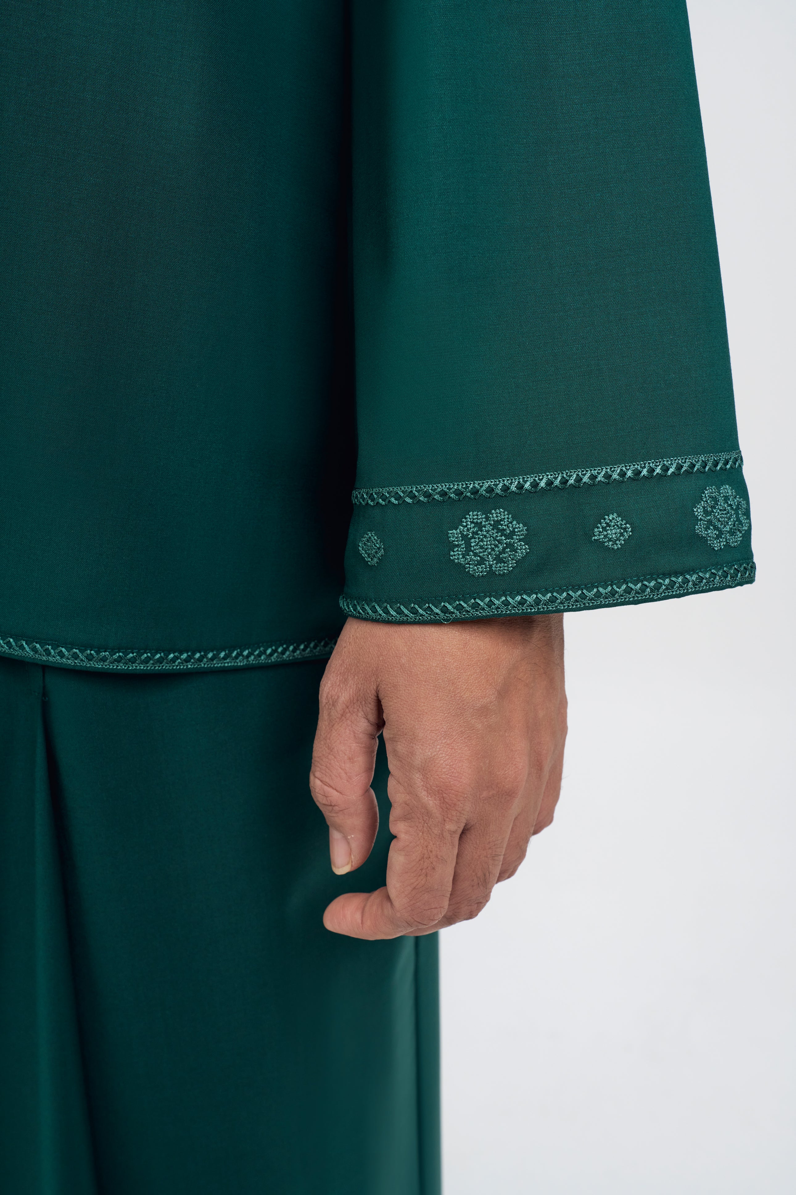 Patawali Baju Kurung - Emerald Green