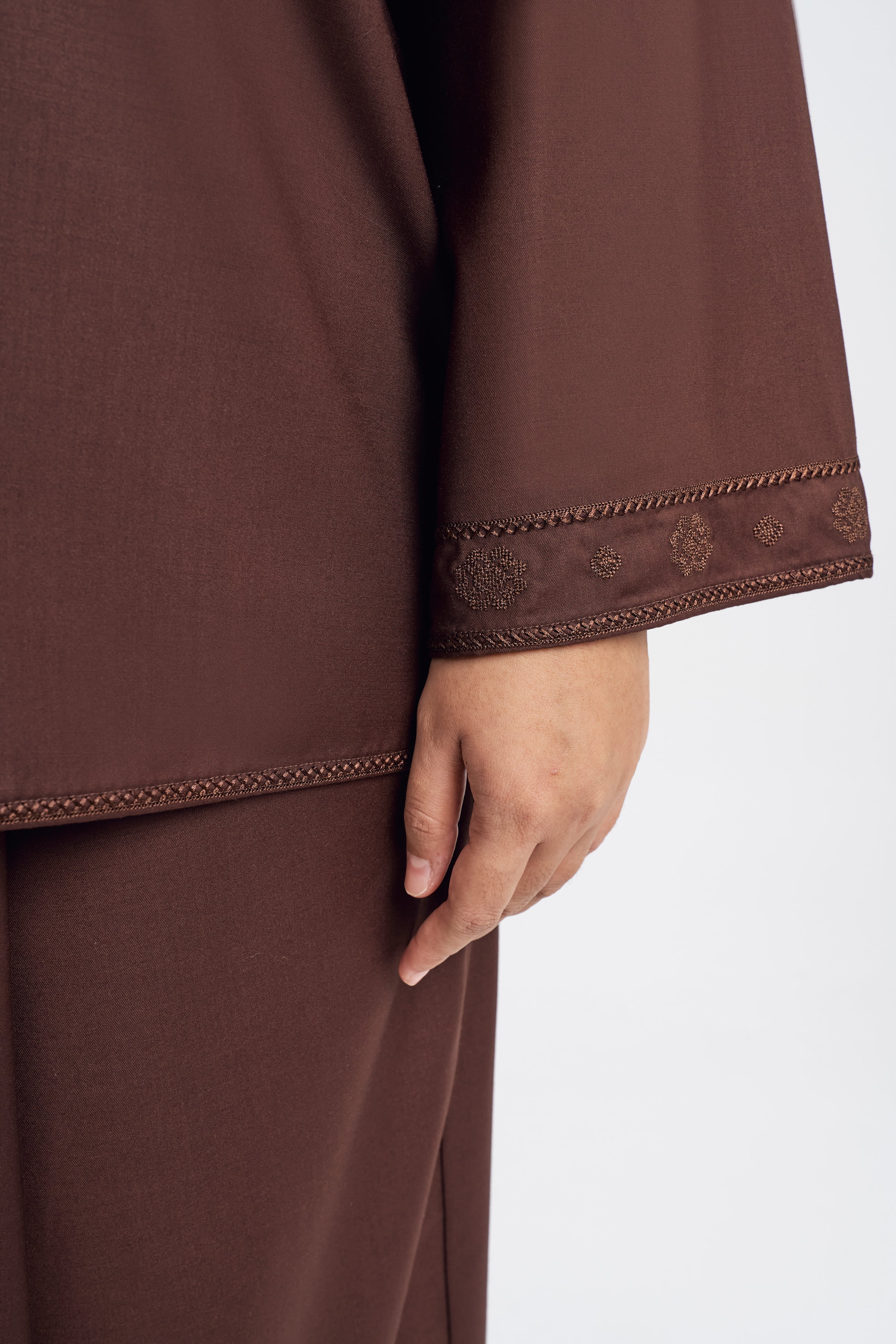 Patawali Baju Kurung - Dark Brown
