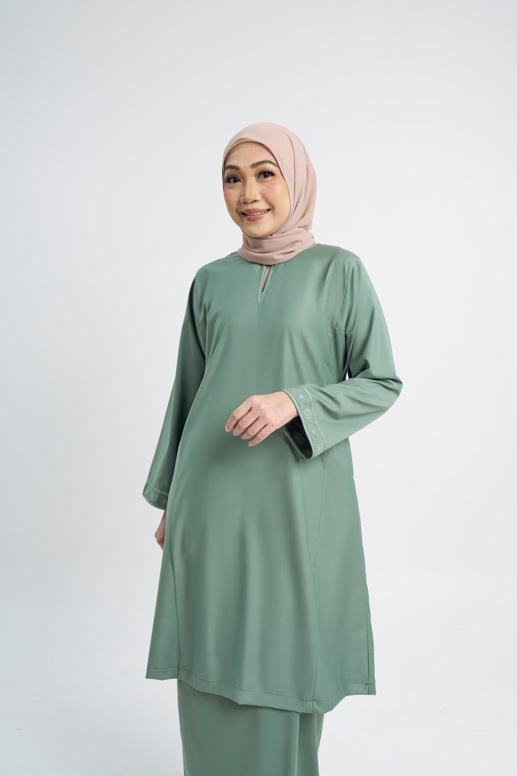Patawali Baju Kurung Riau - Grass Green