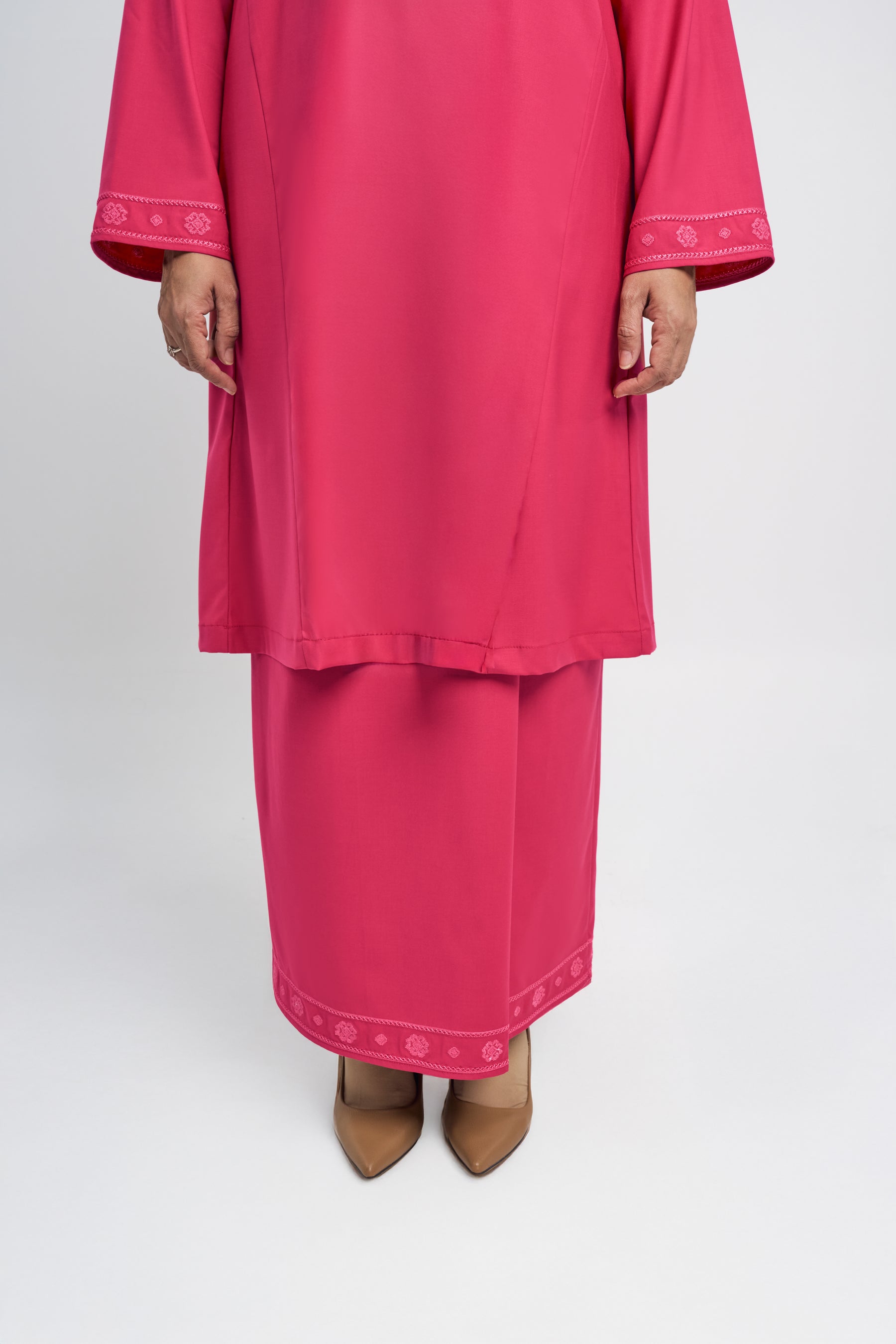 Patawali Baju Kurung Riau - Rose Red