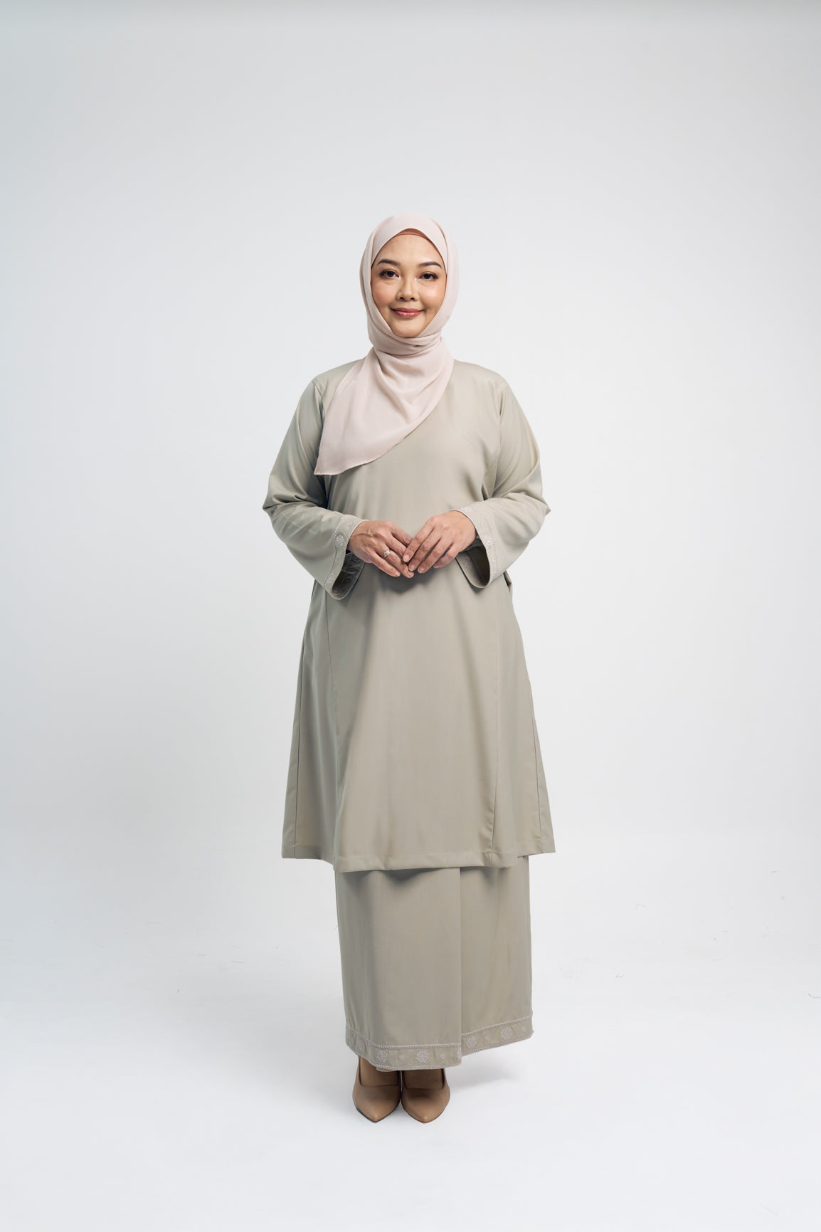 Patawali Baju Kurung Riau - Light Khaki