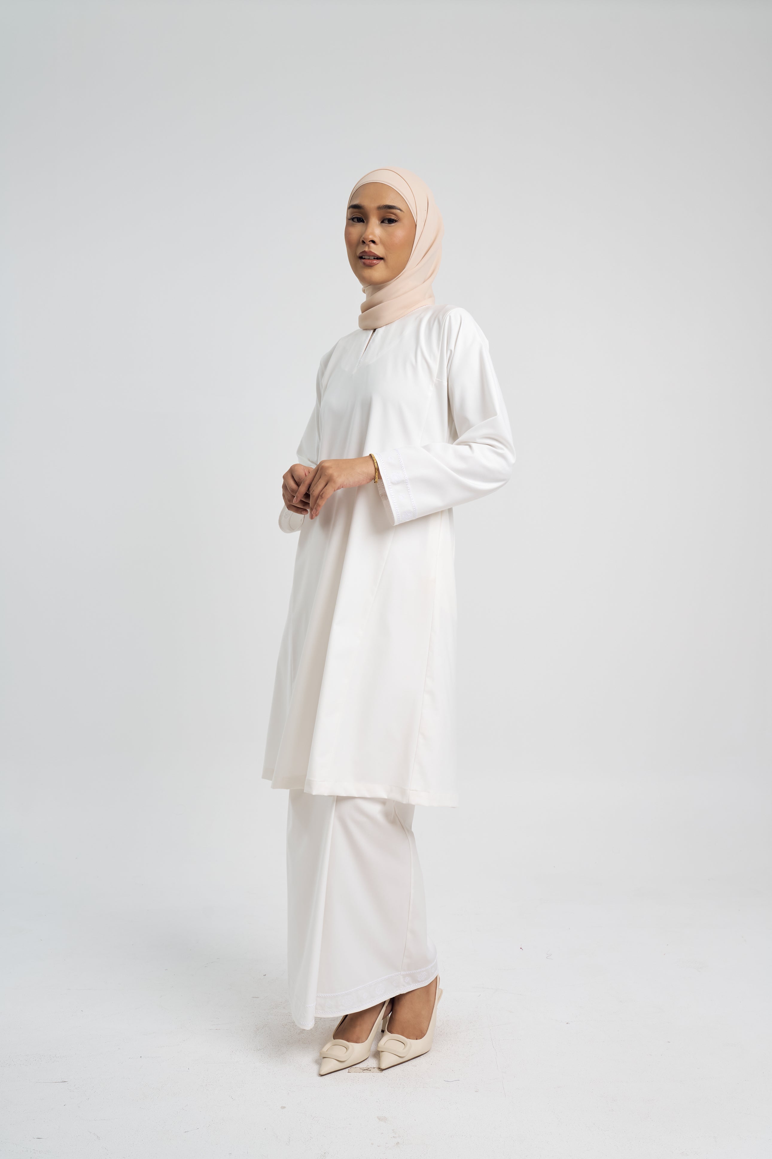 Patawali Baju Kurung Riau - Antique White