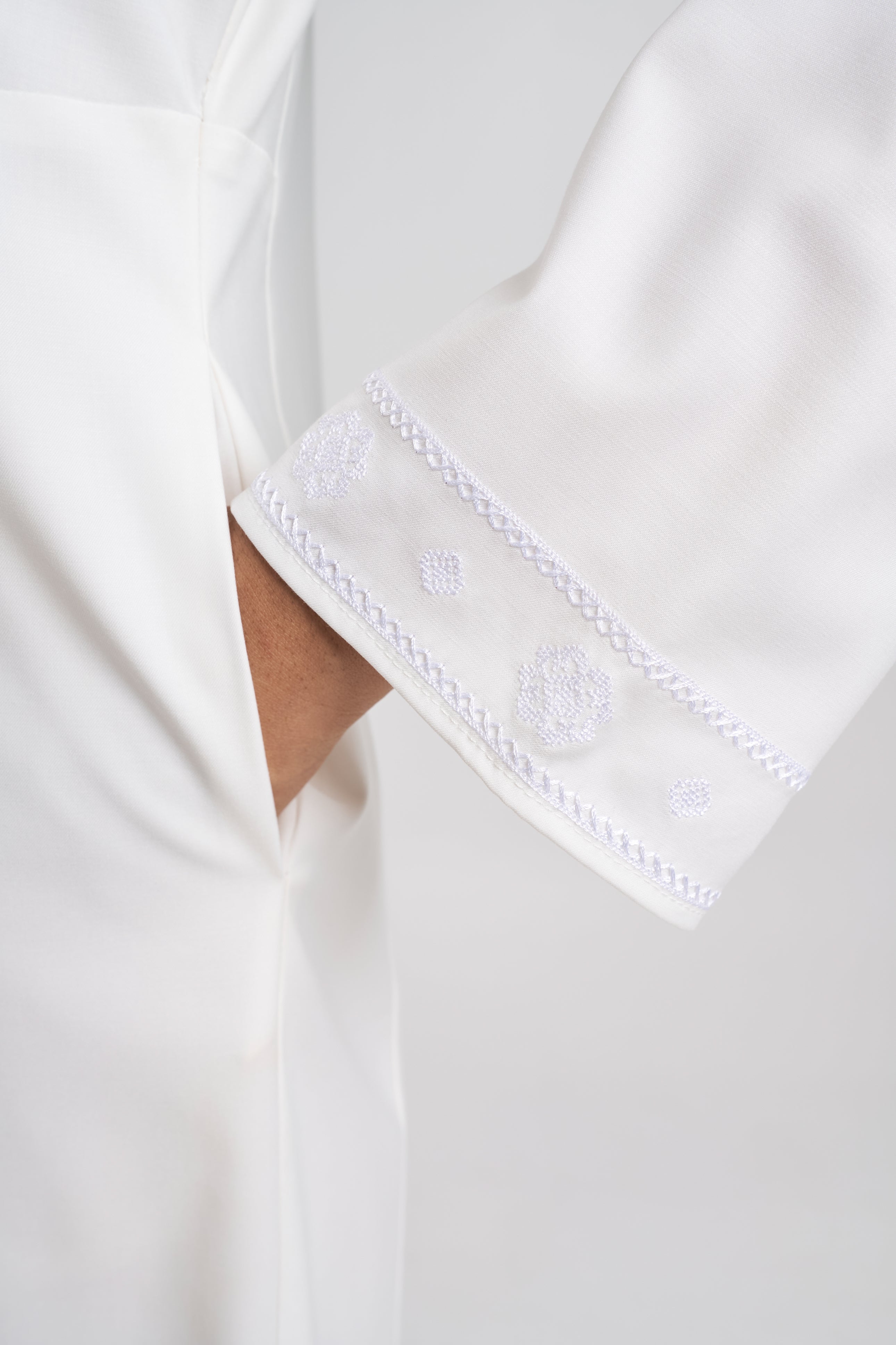 Patawali Baju Kurung Riau - Antique White