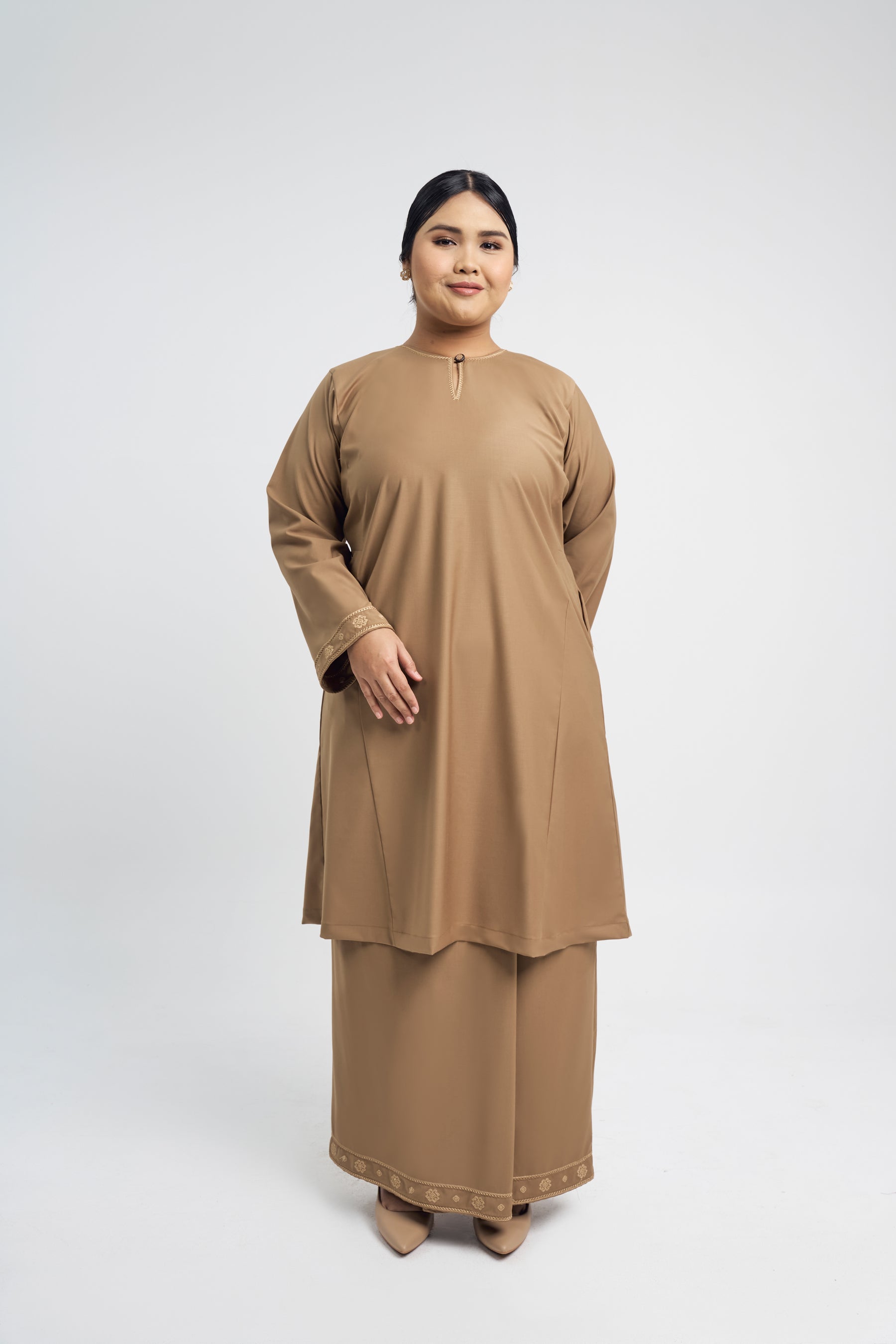 Patawali Baju Kurung Riau - Hazel Brown