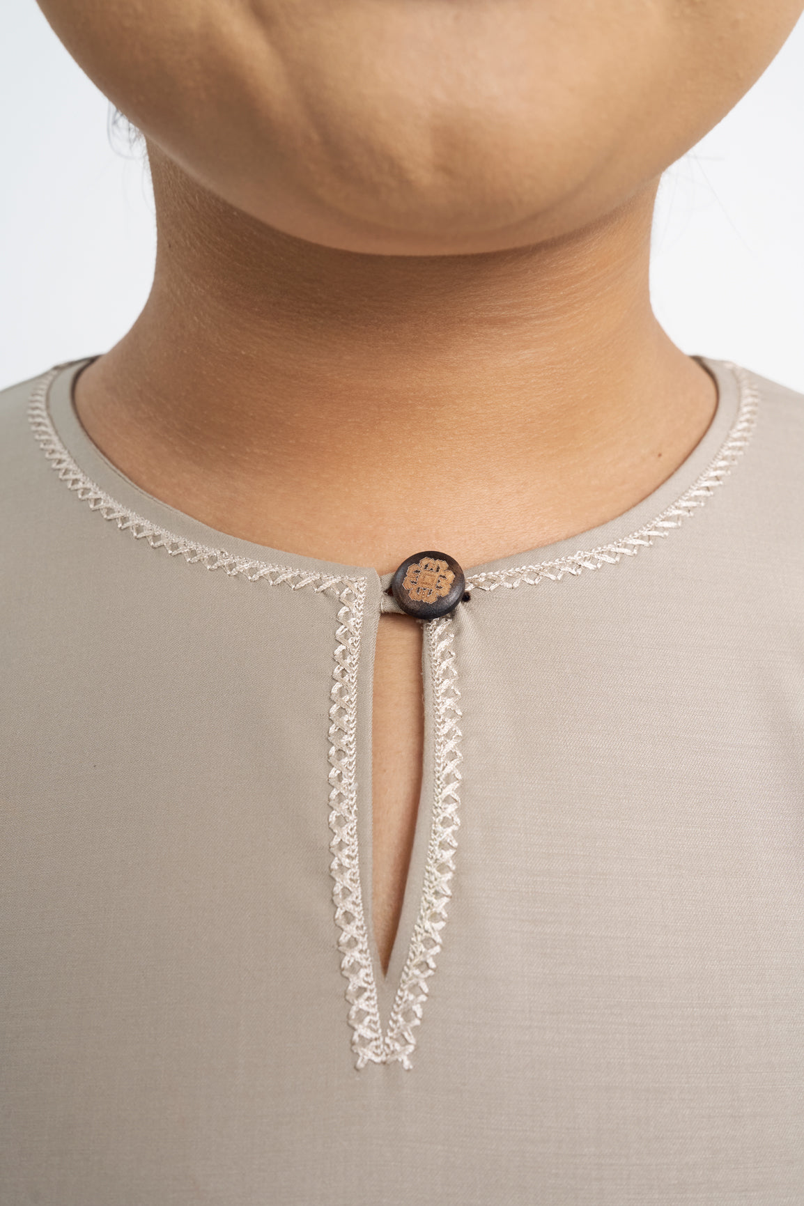 Patawali Baju Kurung Riau - Light Olive