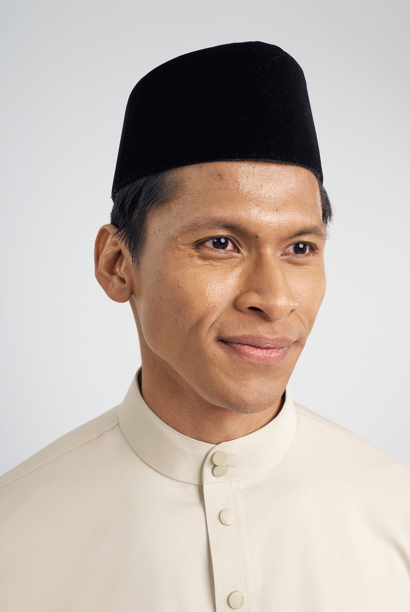 Patawali Classic Fit Baju Melayu Cekak Musang - Beige