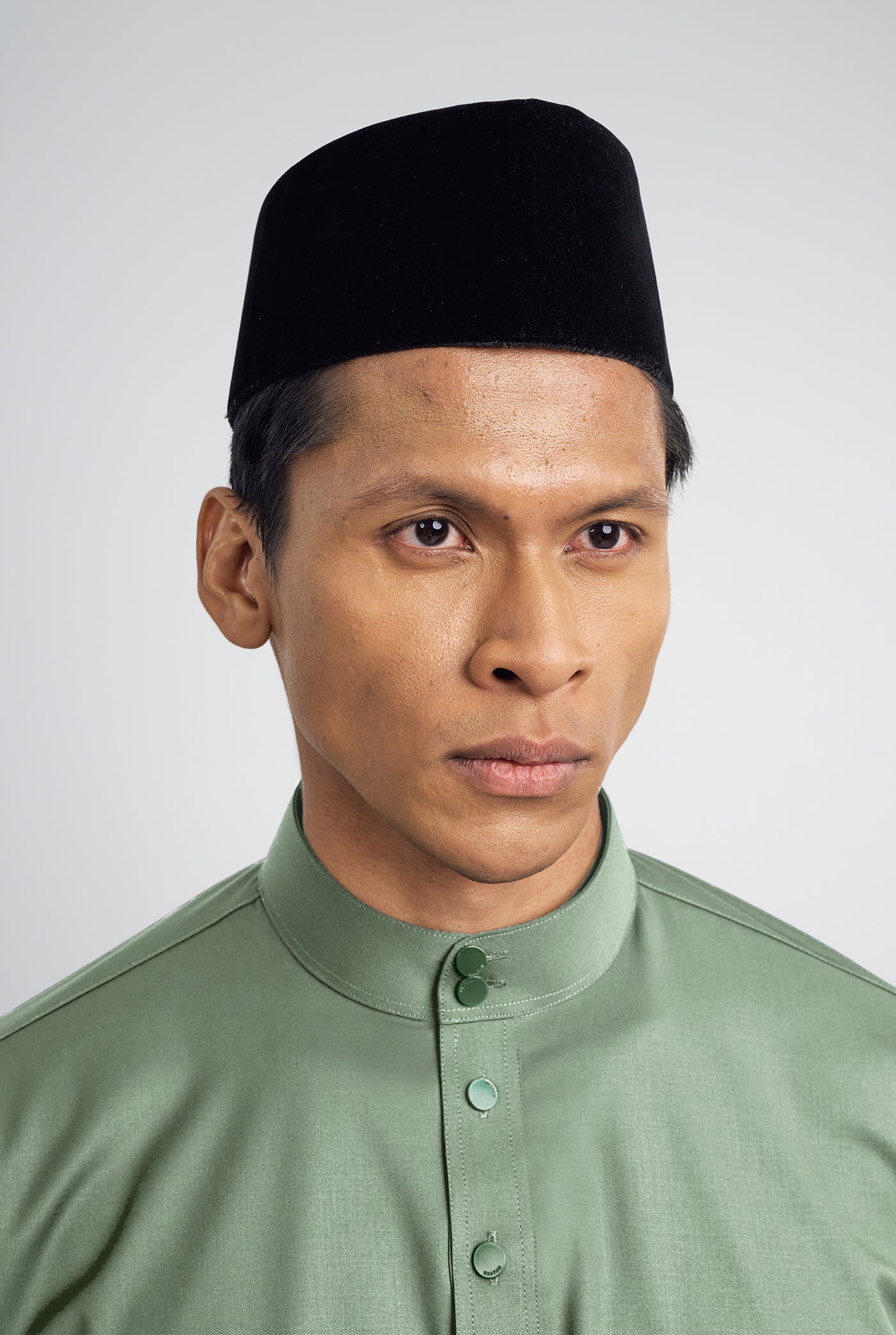 Patawali Classic Fit Baju Melayu Cekak Musang - Grass Green