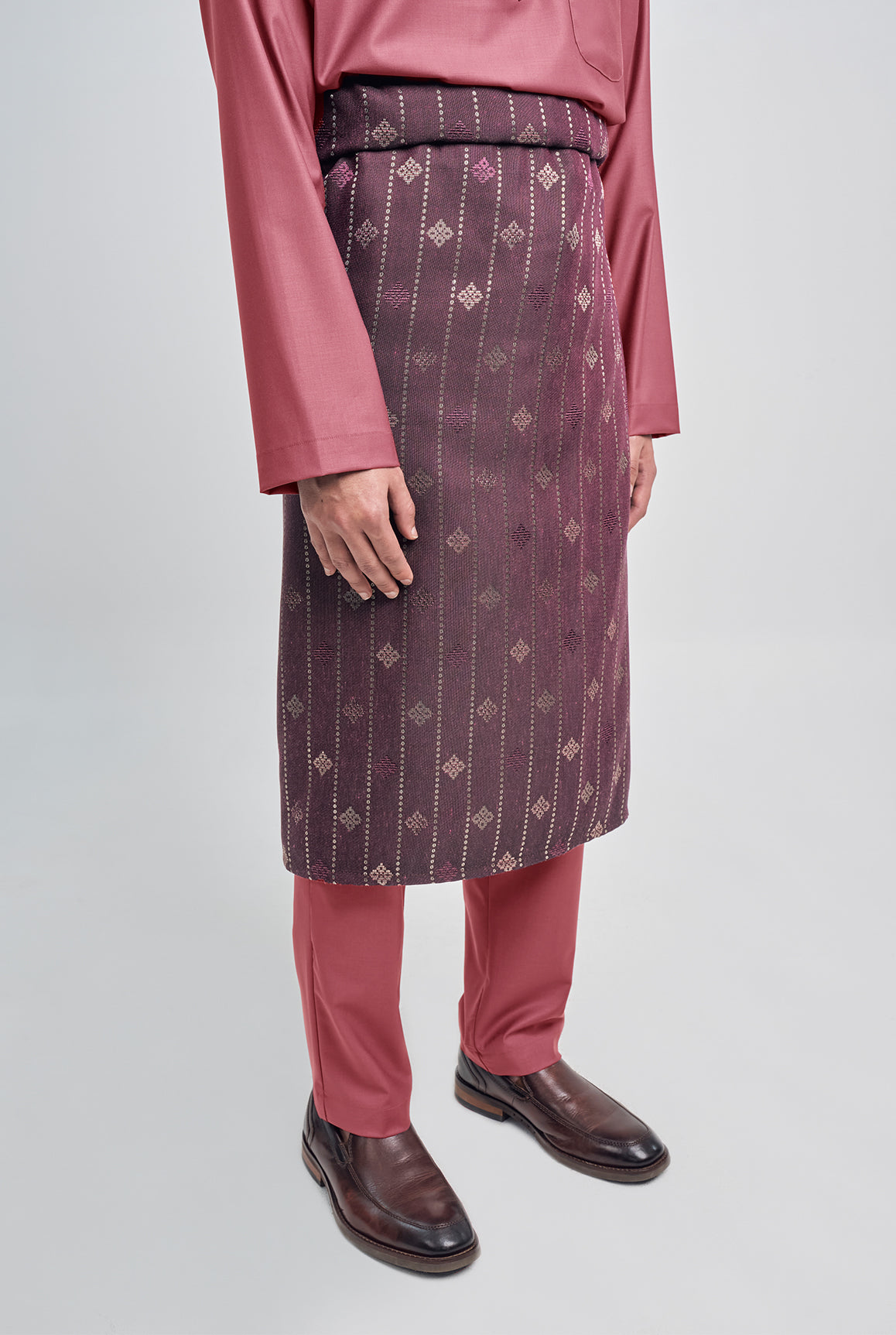 Patawali Classic Fit Baju Melayu Cekak Musang - Dark Rose