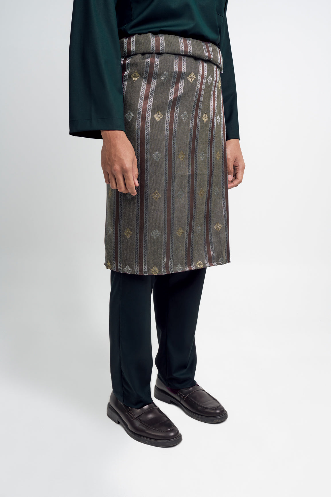 Patawali Classic Fit Baju Melayu Cekak Musang - Deep Green