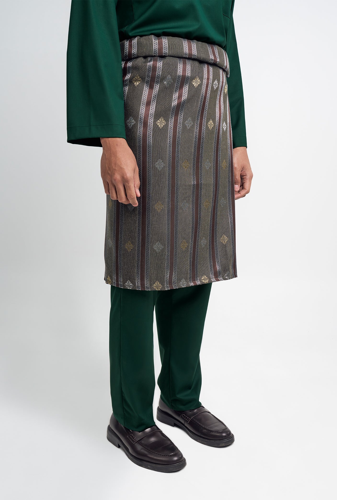 Patawali Classic Fit Baju Melayu Cekak Musang - Deep Green