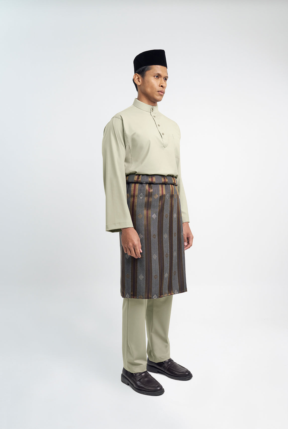 Patawali Classic Fit Baju Melayu Cekak Musang - Light Khaki
