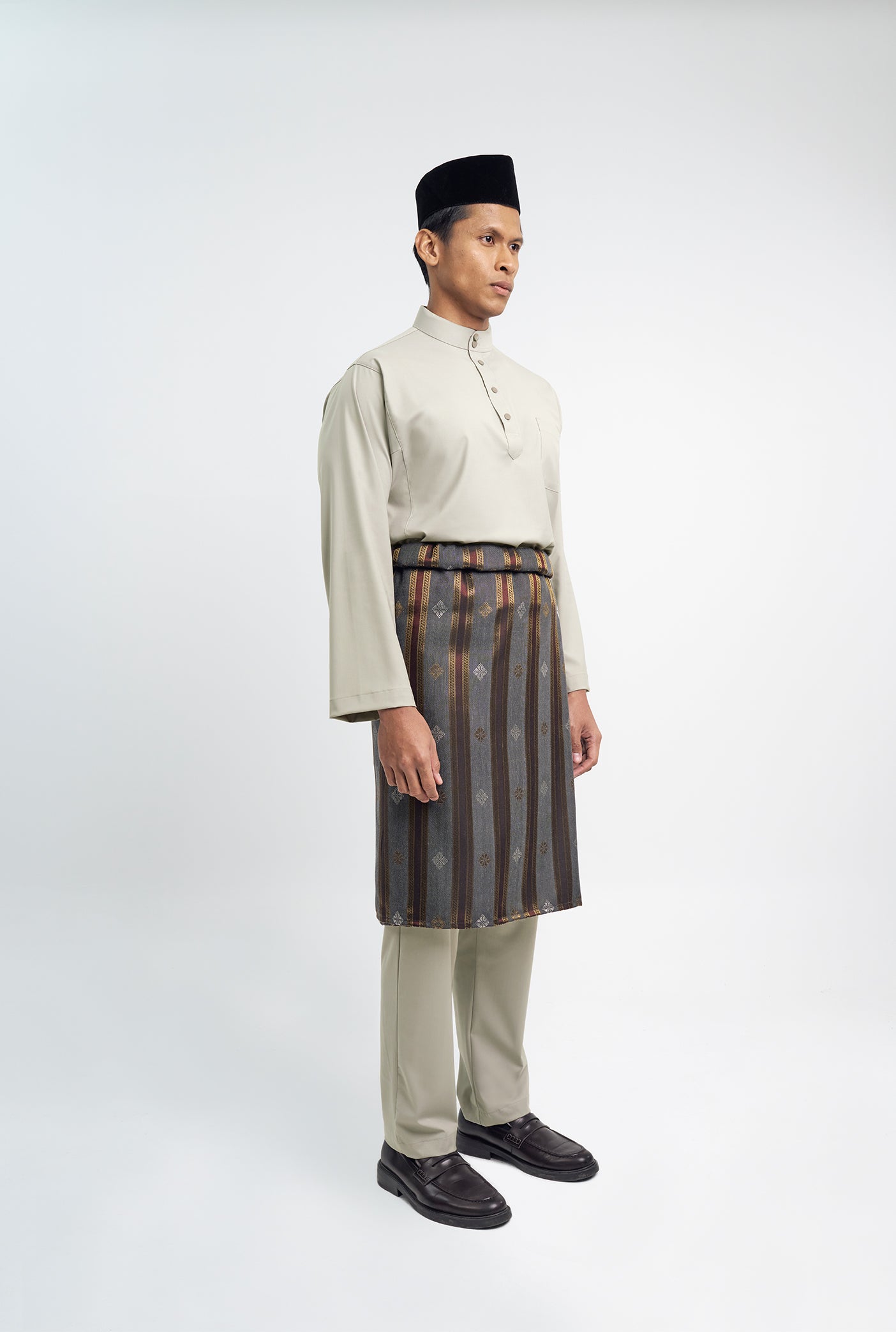 Patawali Classic Fit Baju Melayu Cekak Musang - Light Taupe