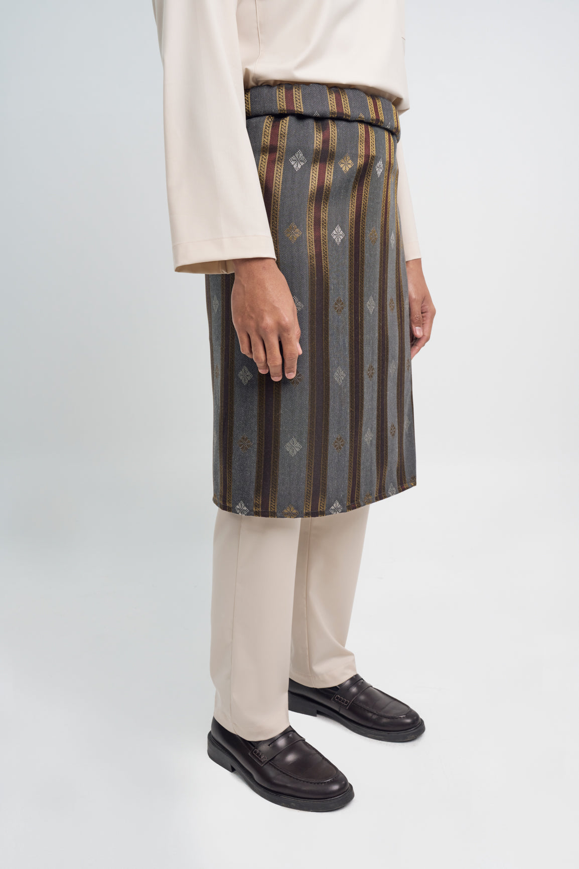 Patawali Classic Fit Baju Melayu Cekak Musang - Ecru Beige