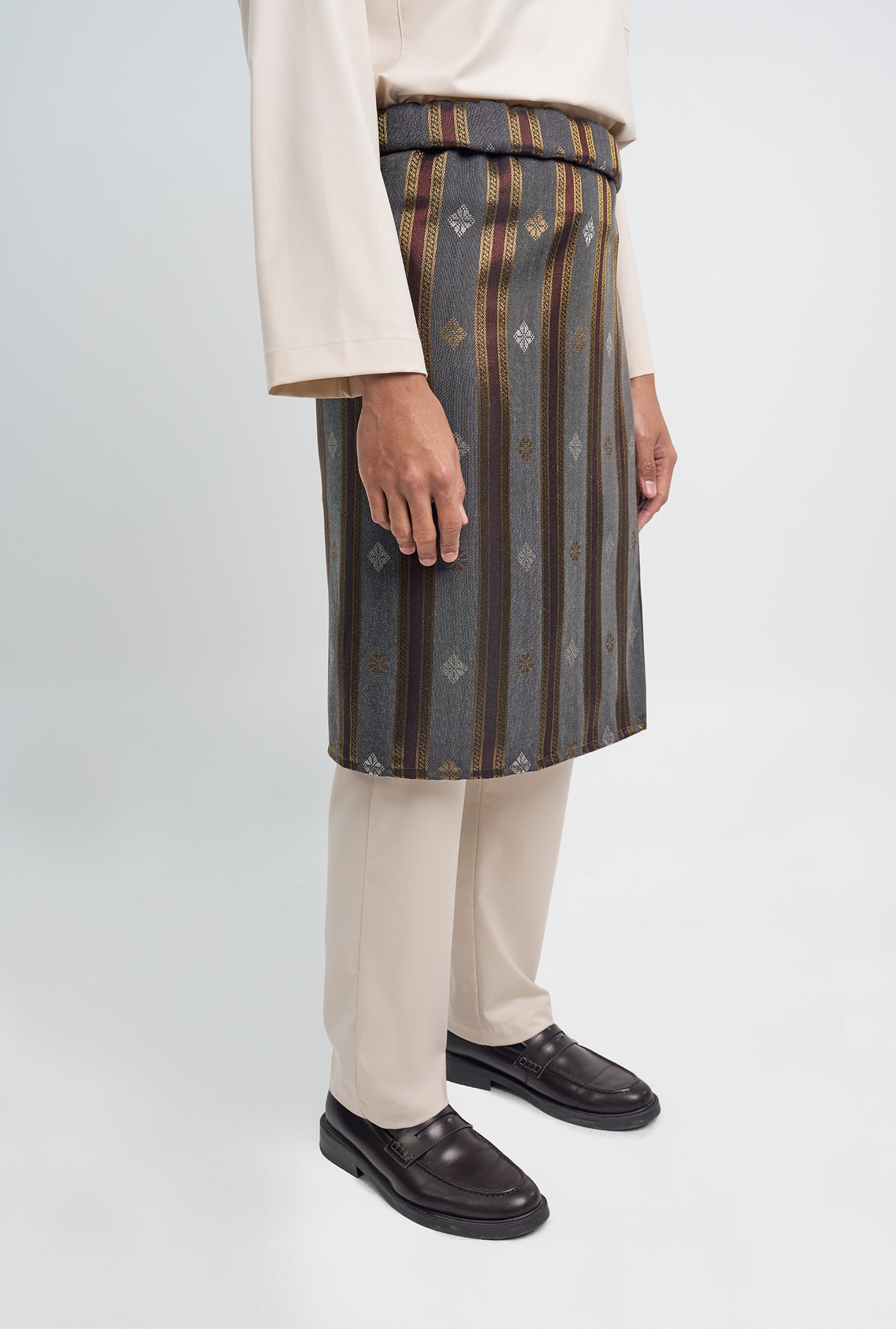 Patawali Classic Fit Baju Melayu Cekak Musang - Ecru Beige