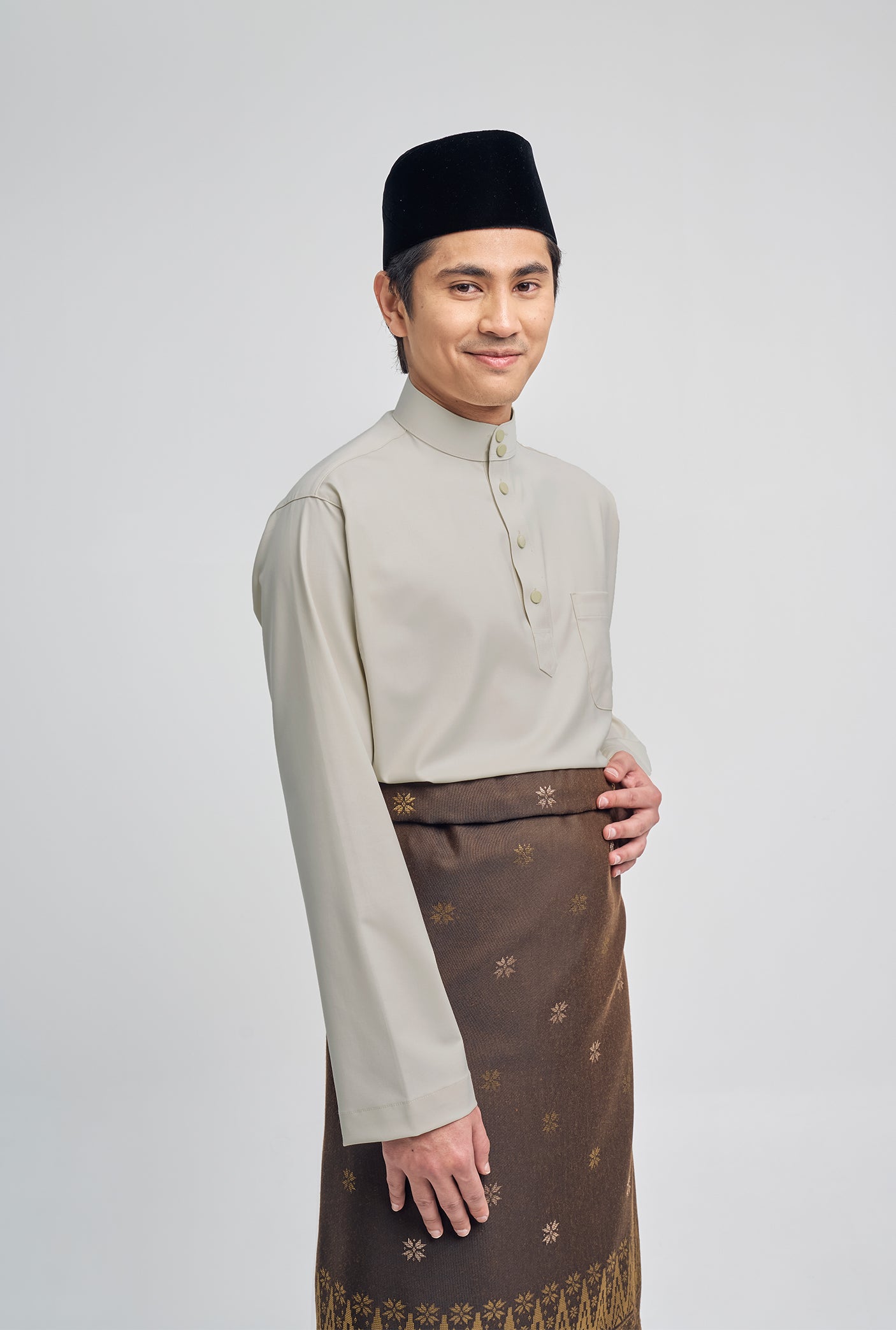 Patawali Classic Fit Baju Melayu Cekak Musang - Light Olive