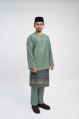 Patawali Classic Fit Baju Melayu Teluk Belanga - Grass Green