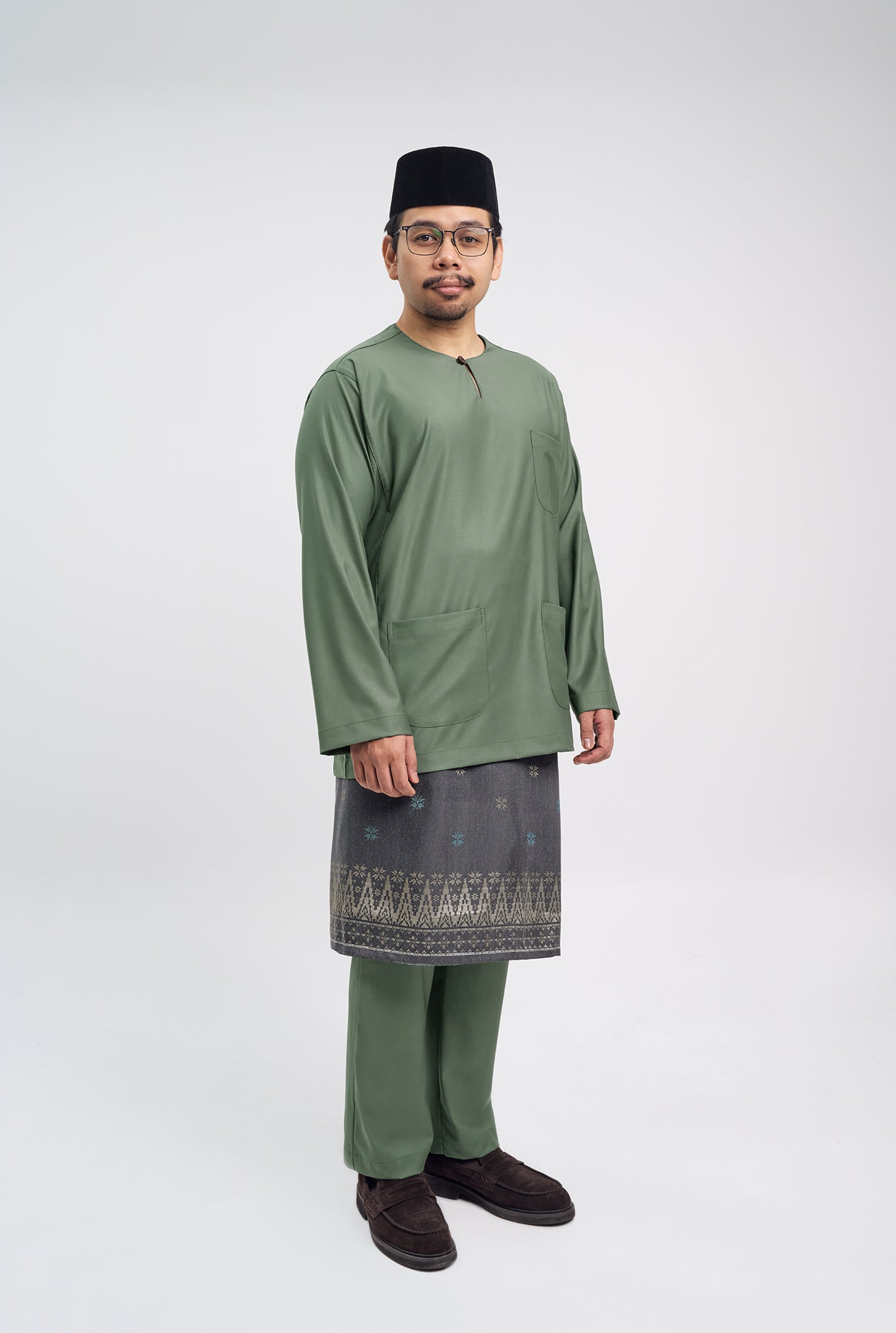 Patawali Classic Fit Baju Melayu Teluk Belanga - Grass Green