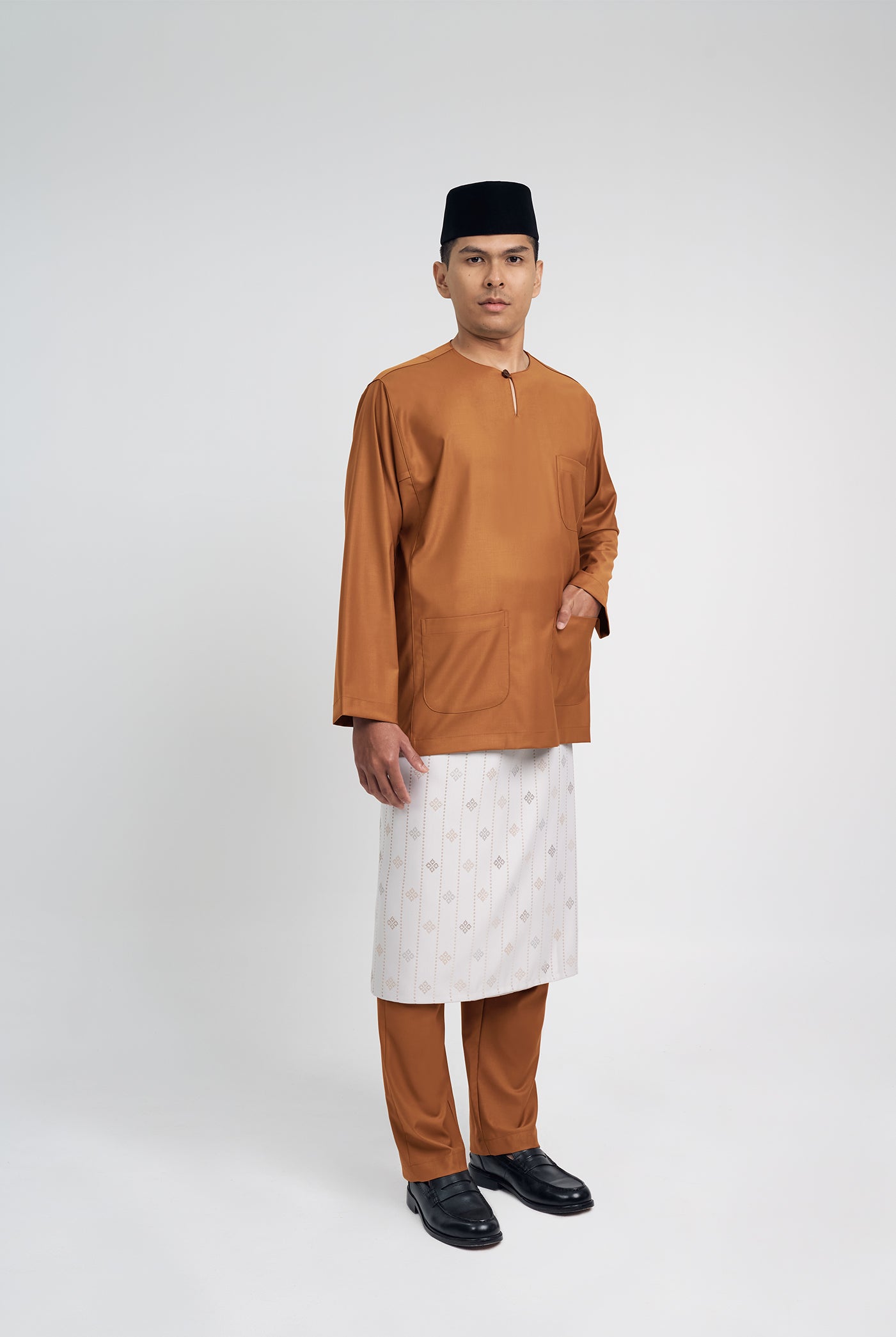 Patawali Classic Fit Baju Melayu Teluk Belanga - Apricot