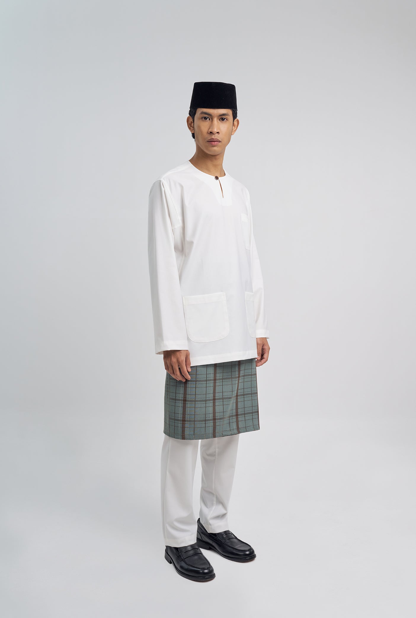 Patawali Classic Fit Baju Melayu Teluk Belanga - Antique White