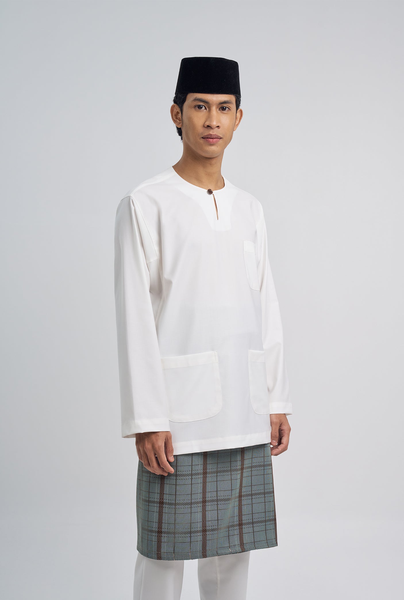 Patawali Classic Fit Baju Melayu Teluk Belanga - Antique White