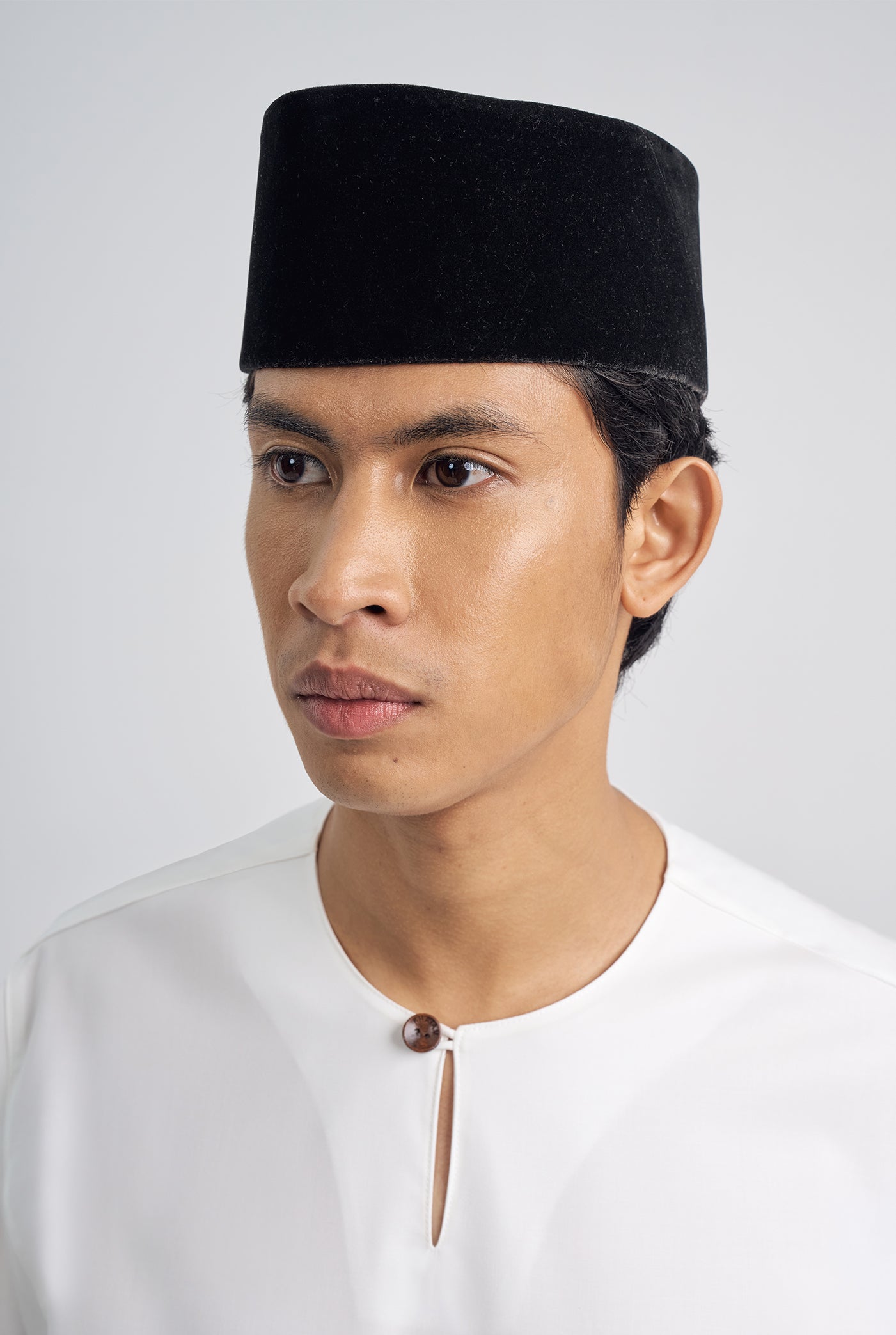 Patawali Classic Fit Baju Melayu Teluk Belanga - Antique White