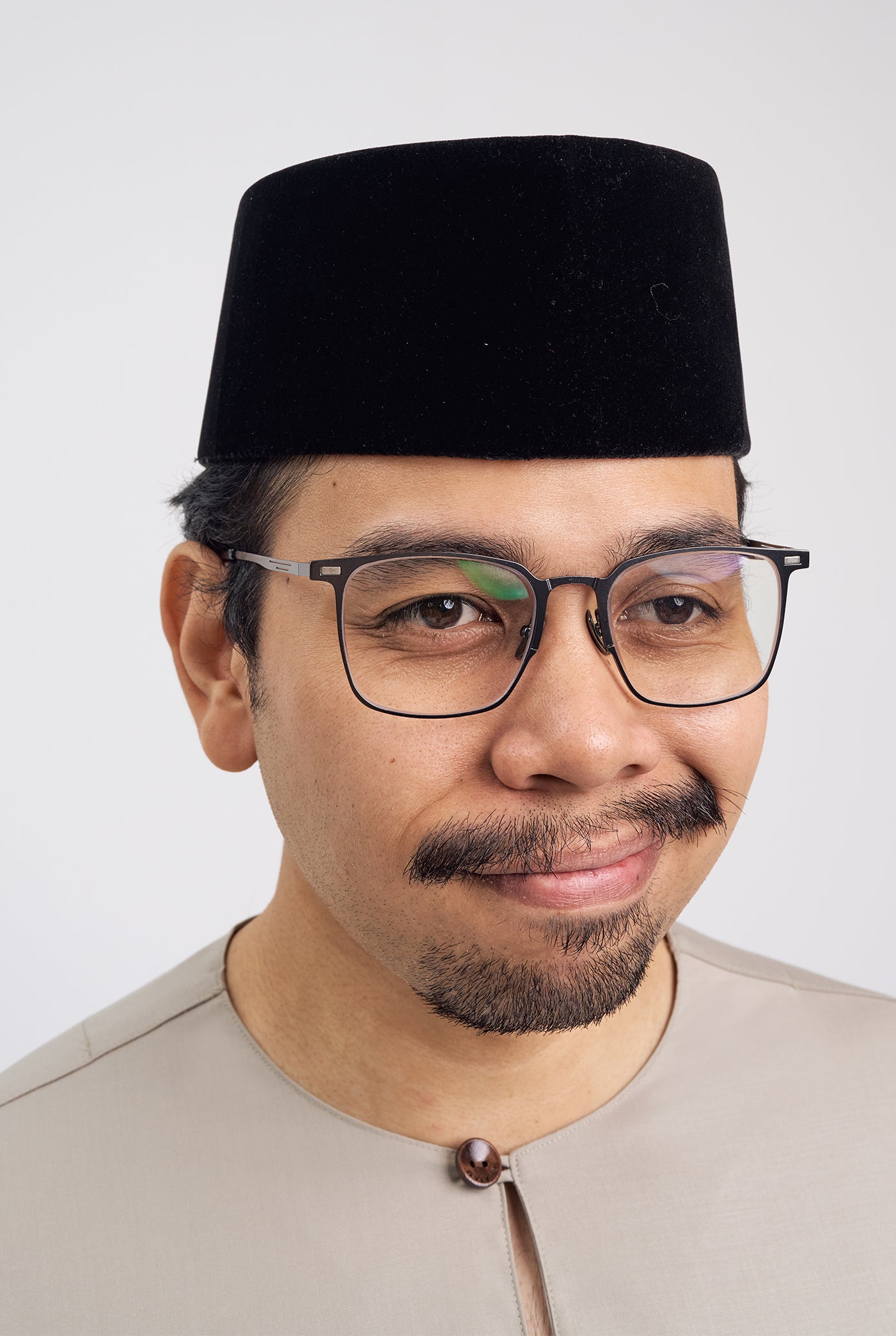 Patawali Classic Fit Baju Melayu Teluk Belanga - Light Olive