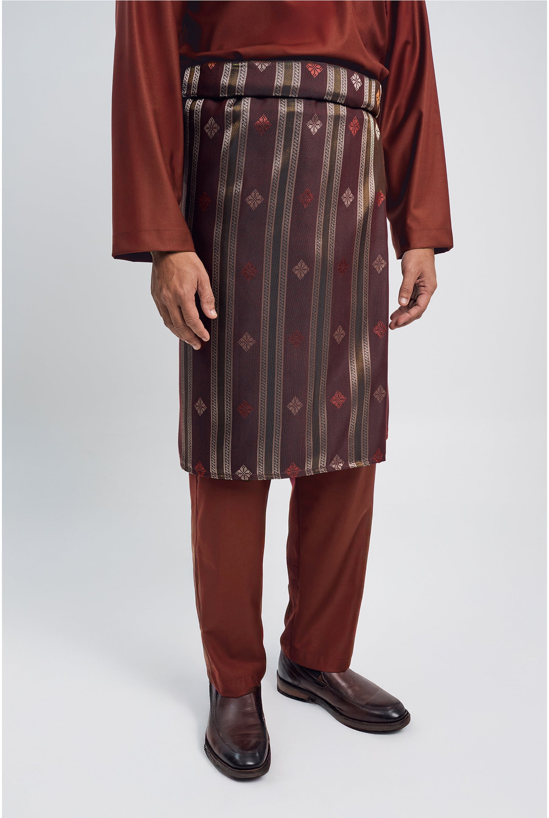 Patawali Modern Fit Baju Melayu Cekak Musang - Bean Brown