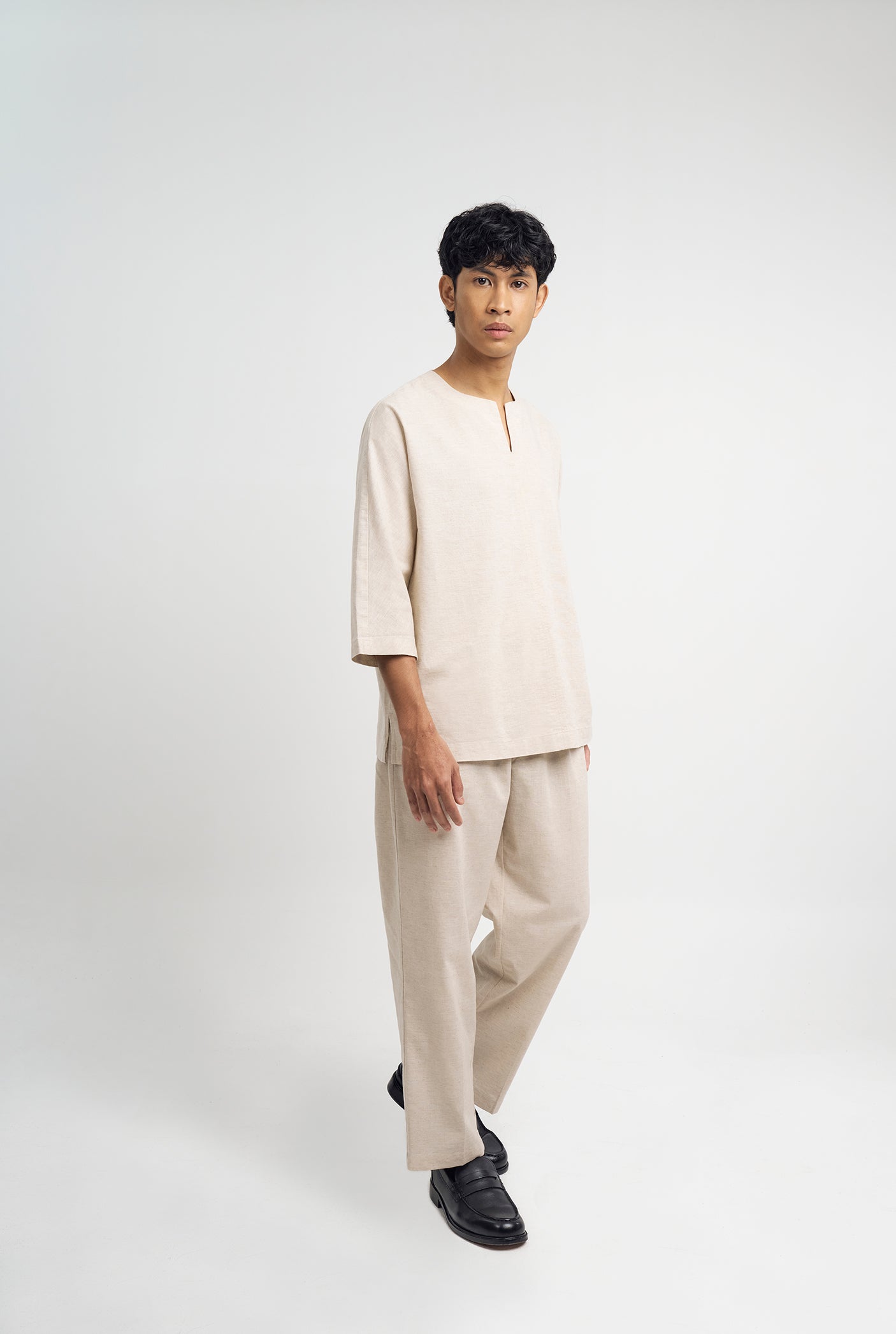 Pesatiga Top with Pants - Sand Beige