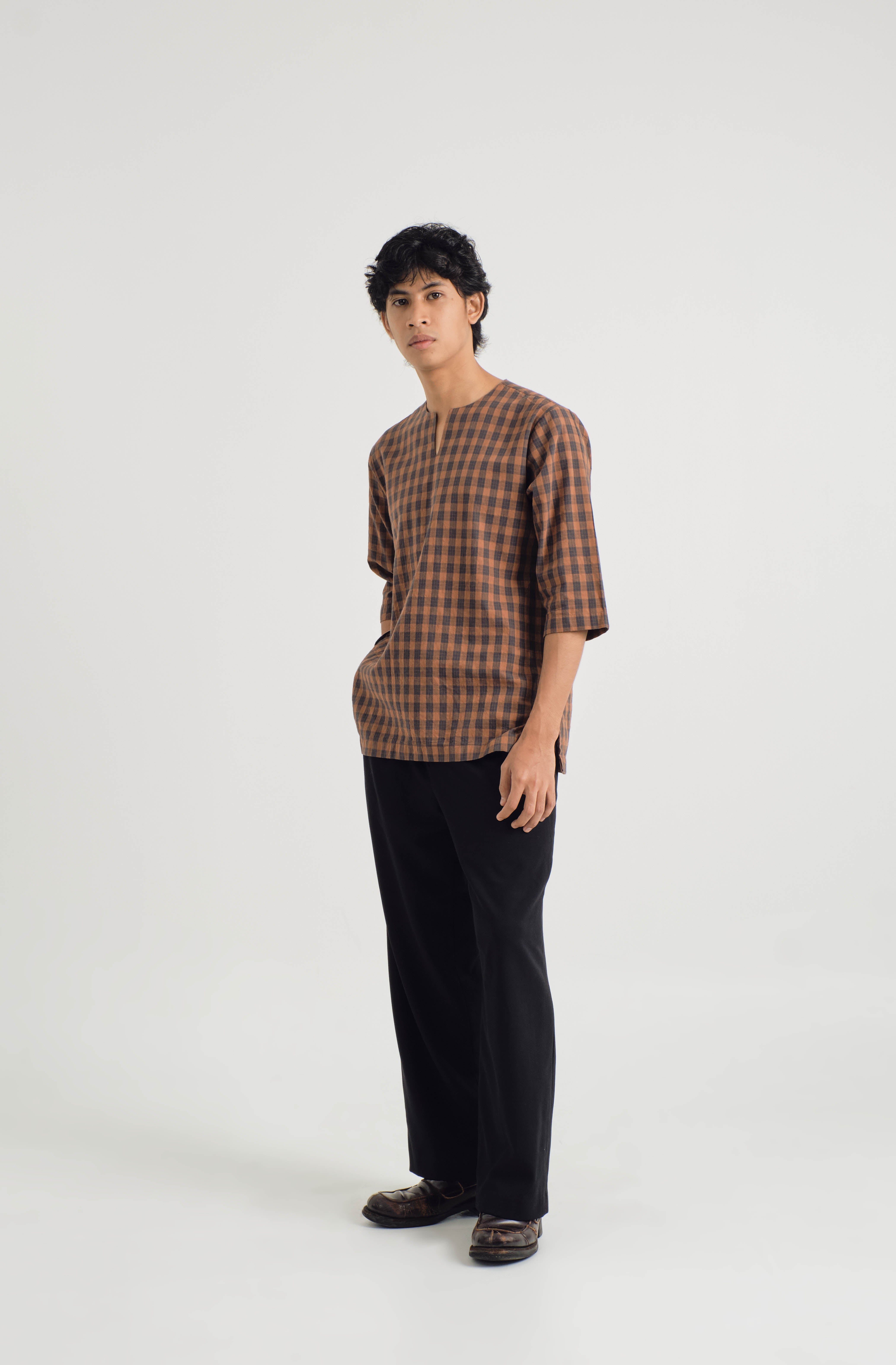 Mansoor Three Quarter Sleeve Top - Plaid Caramel Brown