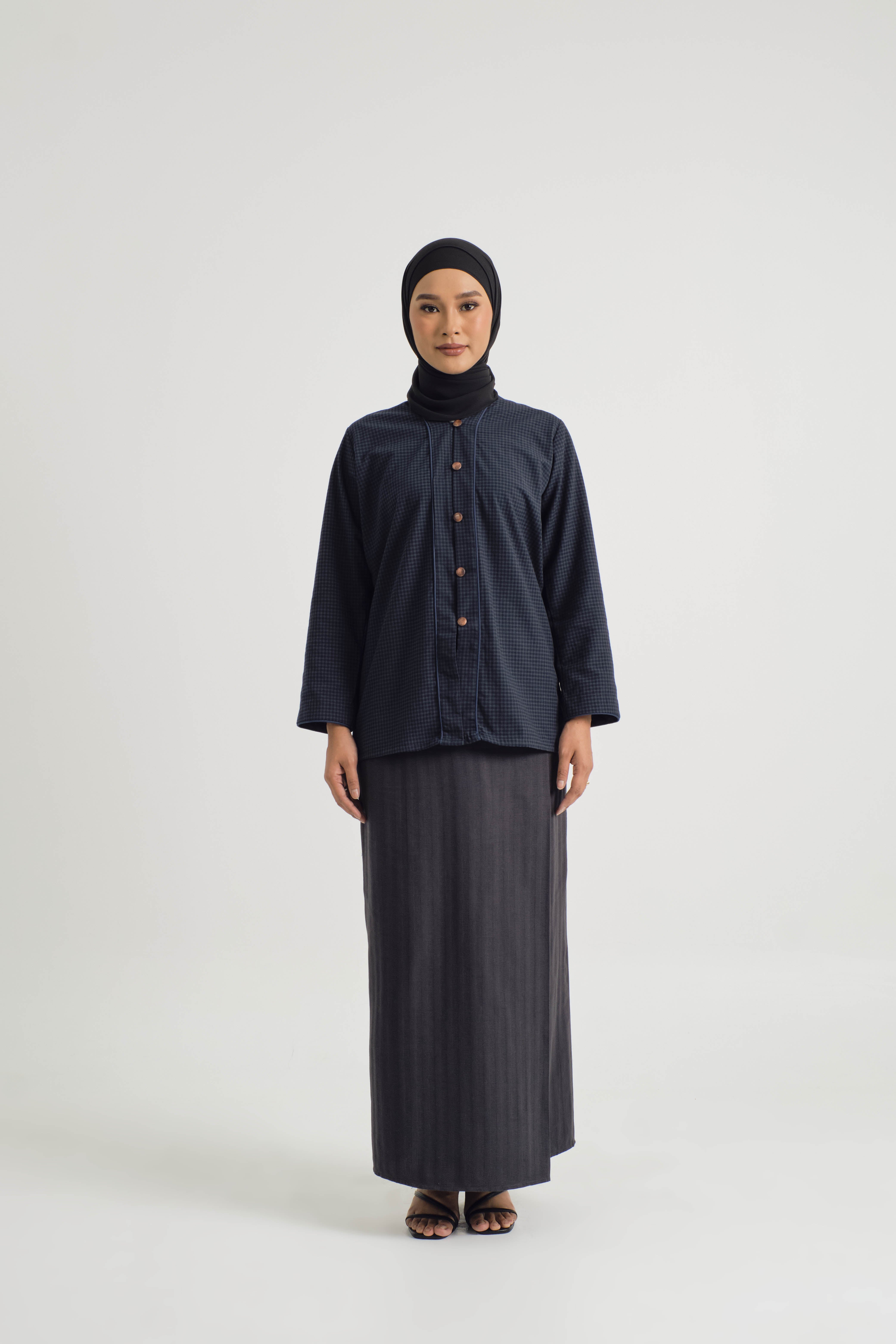 Jalenan Women Kebaya - Plaid Dark Blue