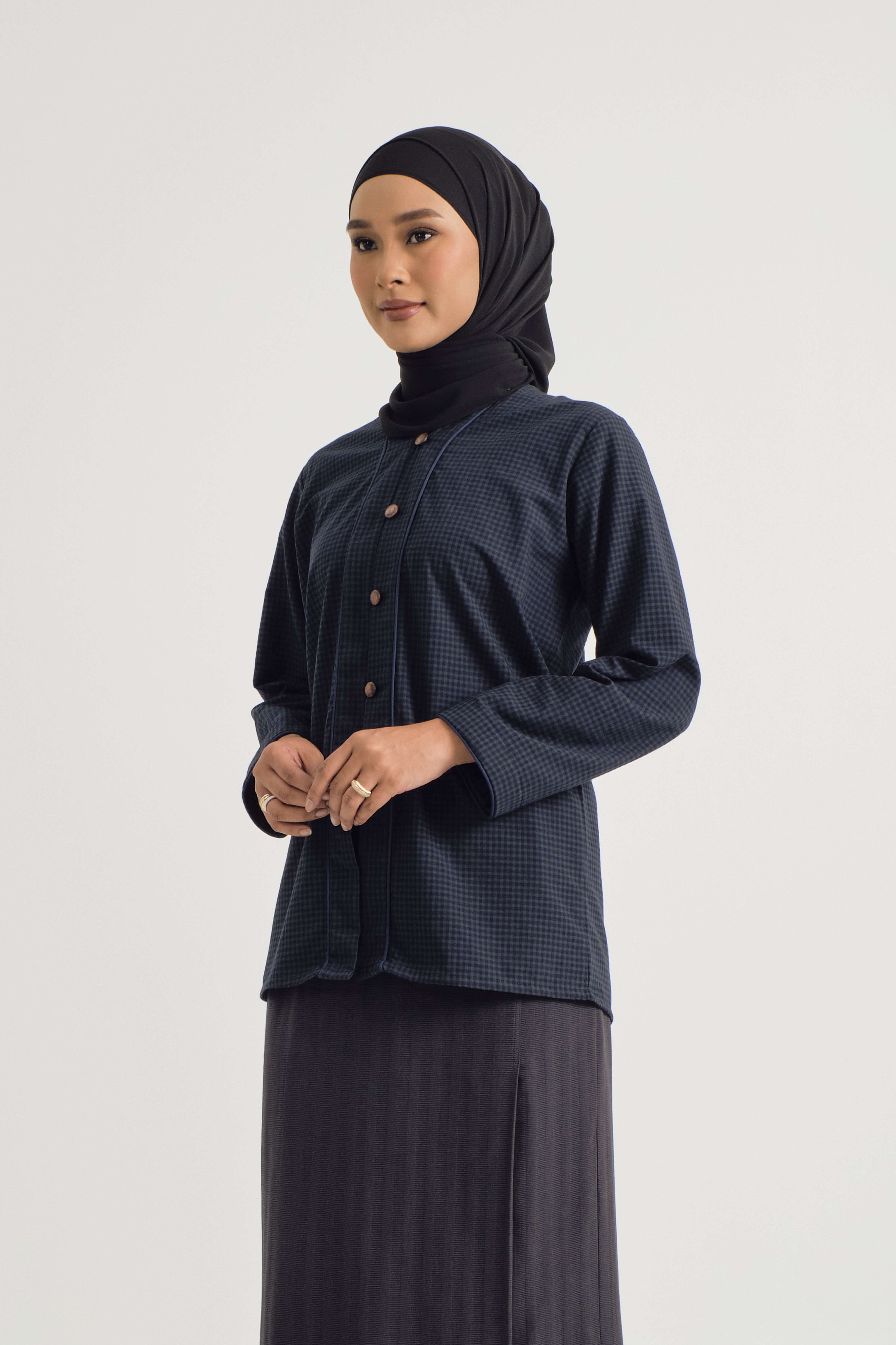 Jalenan Women Kebaya - Plaid Dark Blue