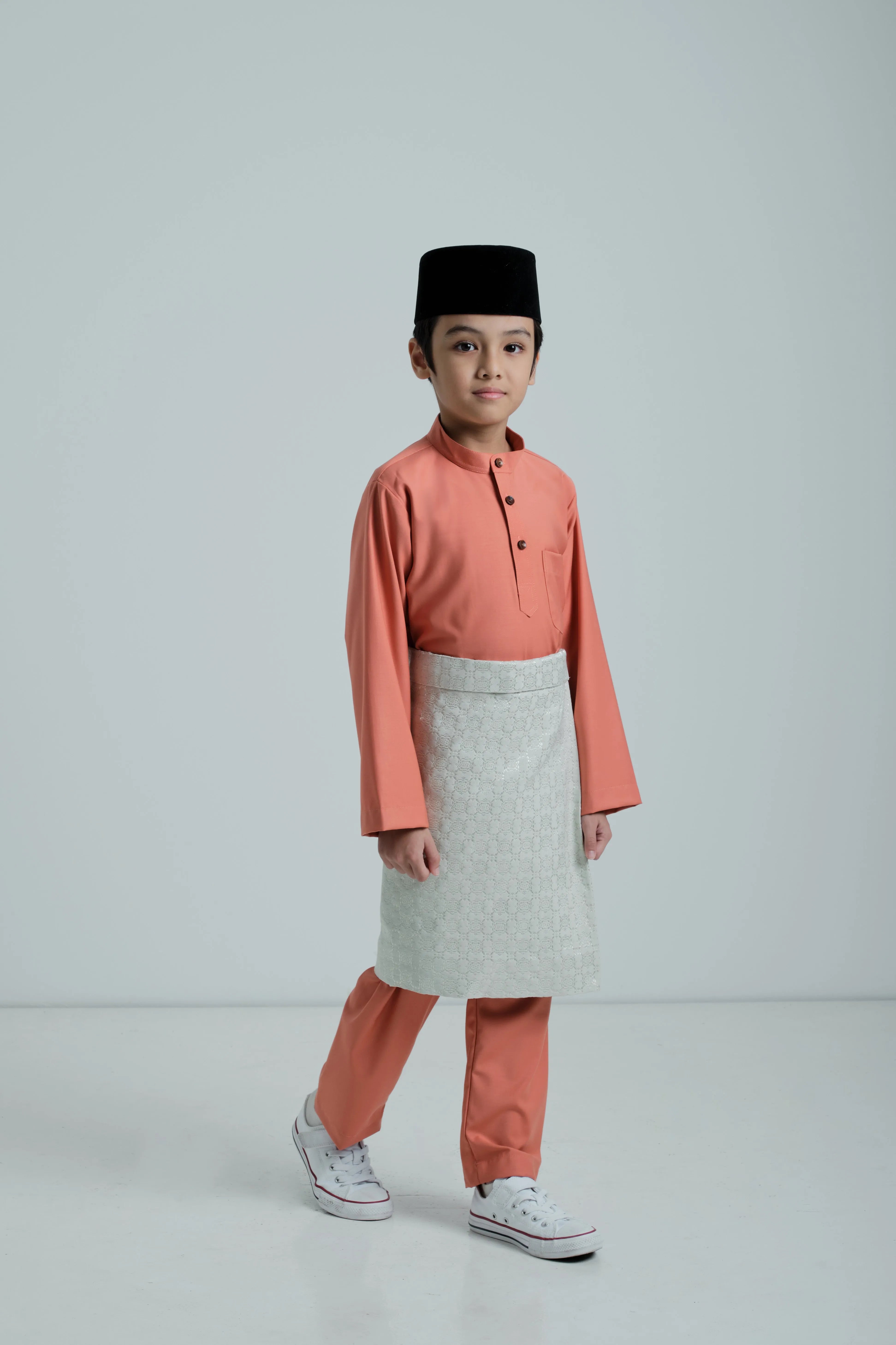 MELINTASI WAKTU - Patawali Boys Baju Melayu Cekak Musang - Pumpkin