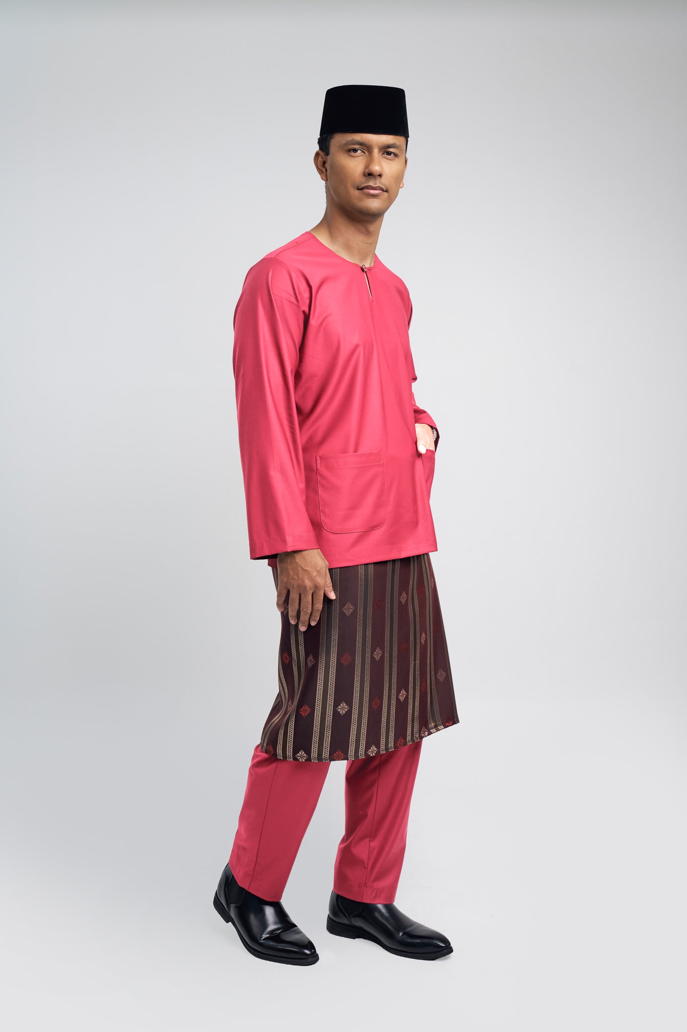 Patawali Modern Fit Baju Melayu Teluk Belanga - Rose Red